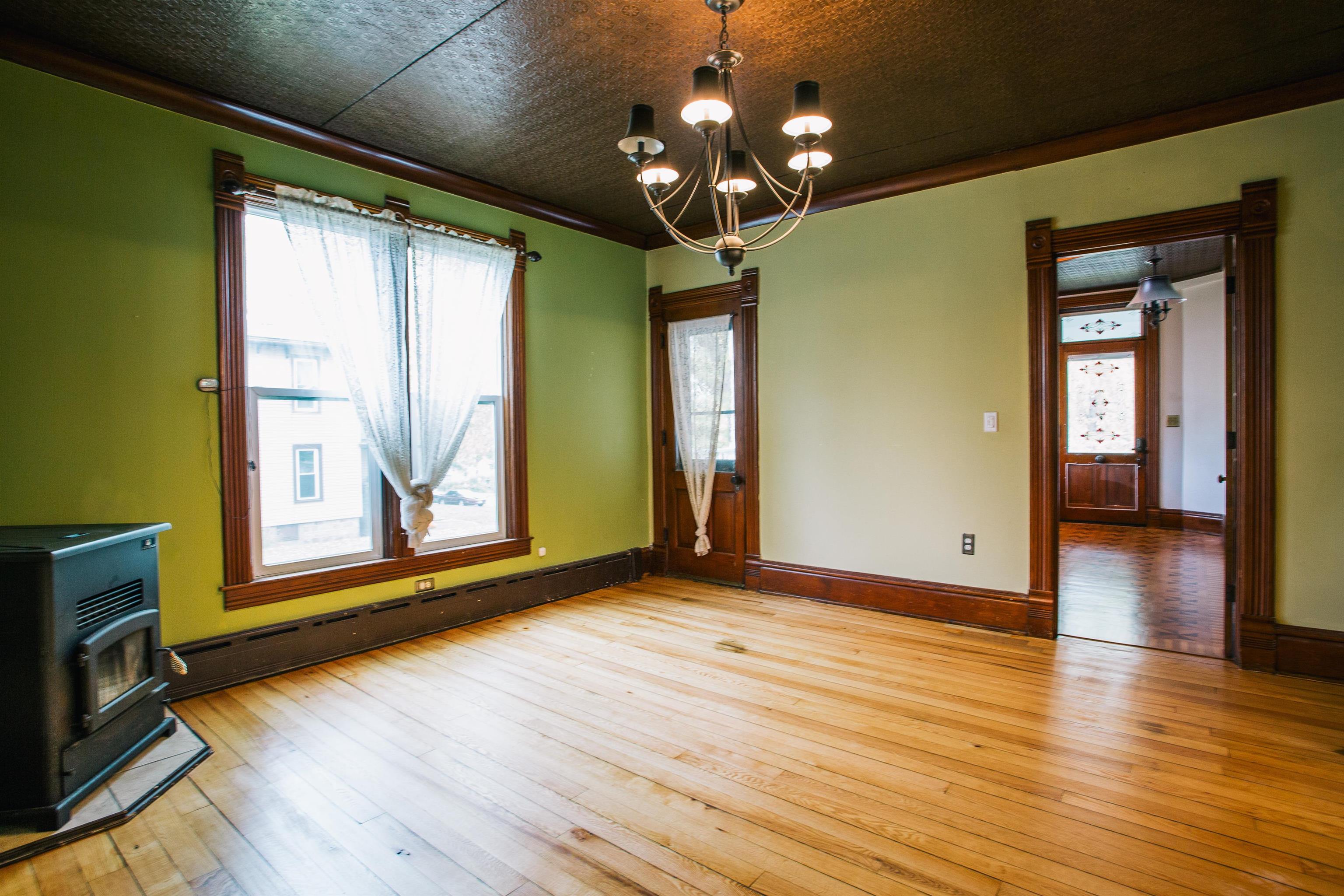 202 CLAY STREET, Neillsville, Wisconsin 54456, 4 Bedrooms Bedrooms, ,3 BathroomsBathrooms,Residential,For Sale,202 CLAY STREET,22504422