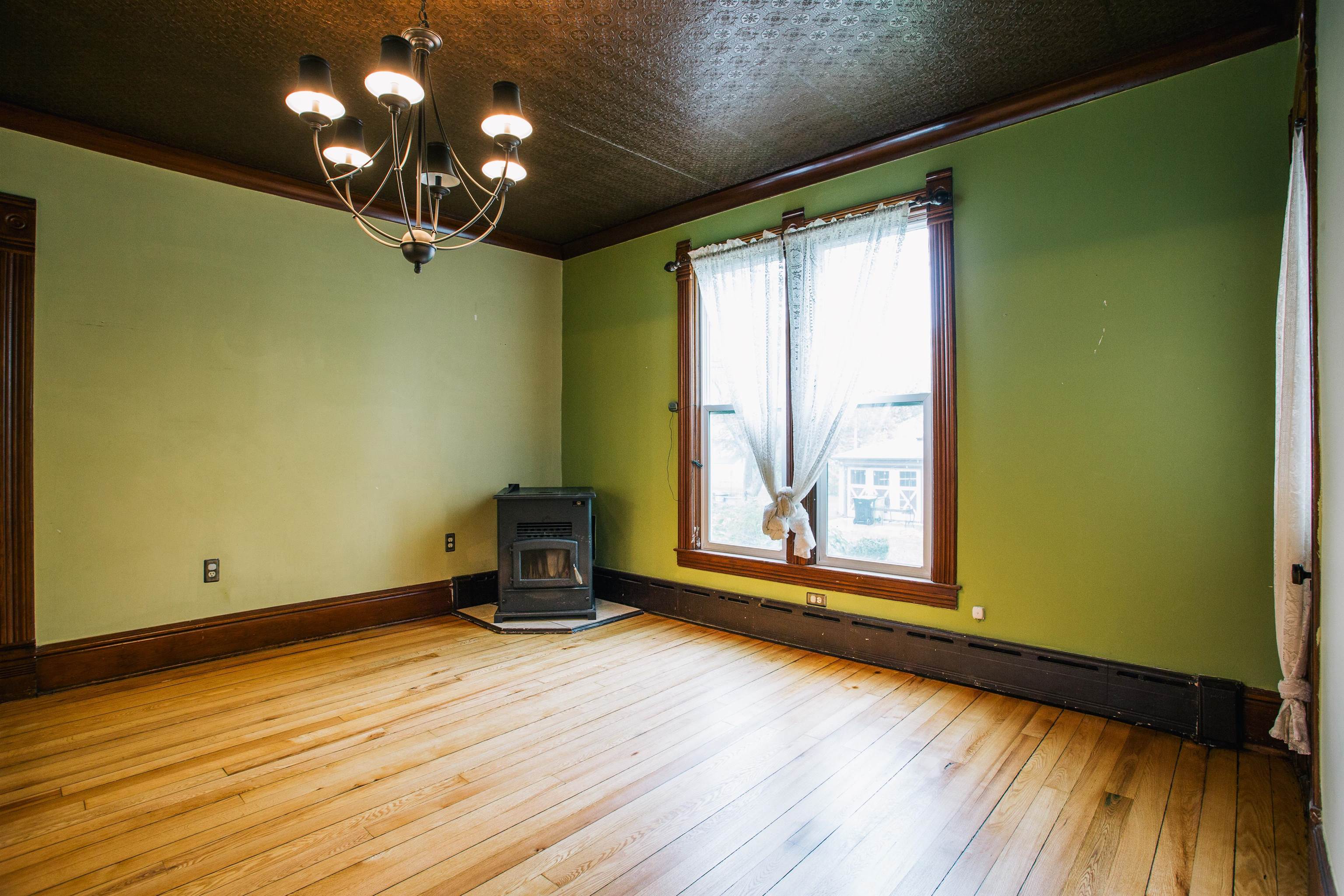 202 CLAY STREET, Neillsville, Wisconsin 54456, 4 Bedrooms Bedrooms, ,3 BathroomsBathrooms,Residential,For Sale,202 CLAY STREET,22504422