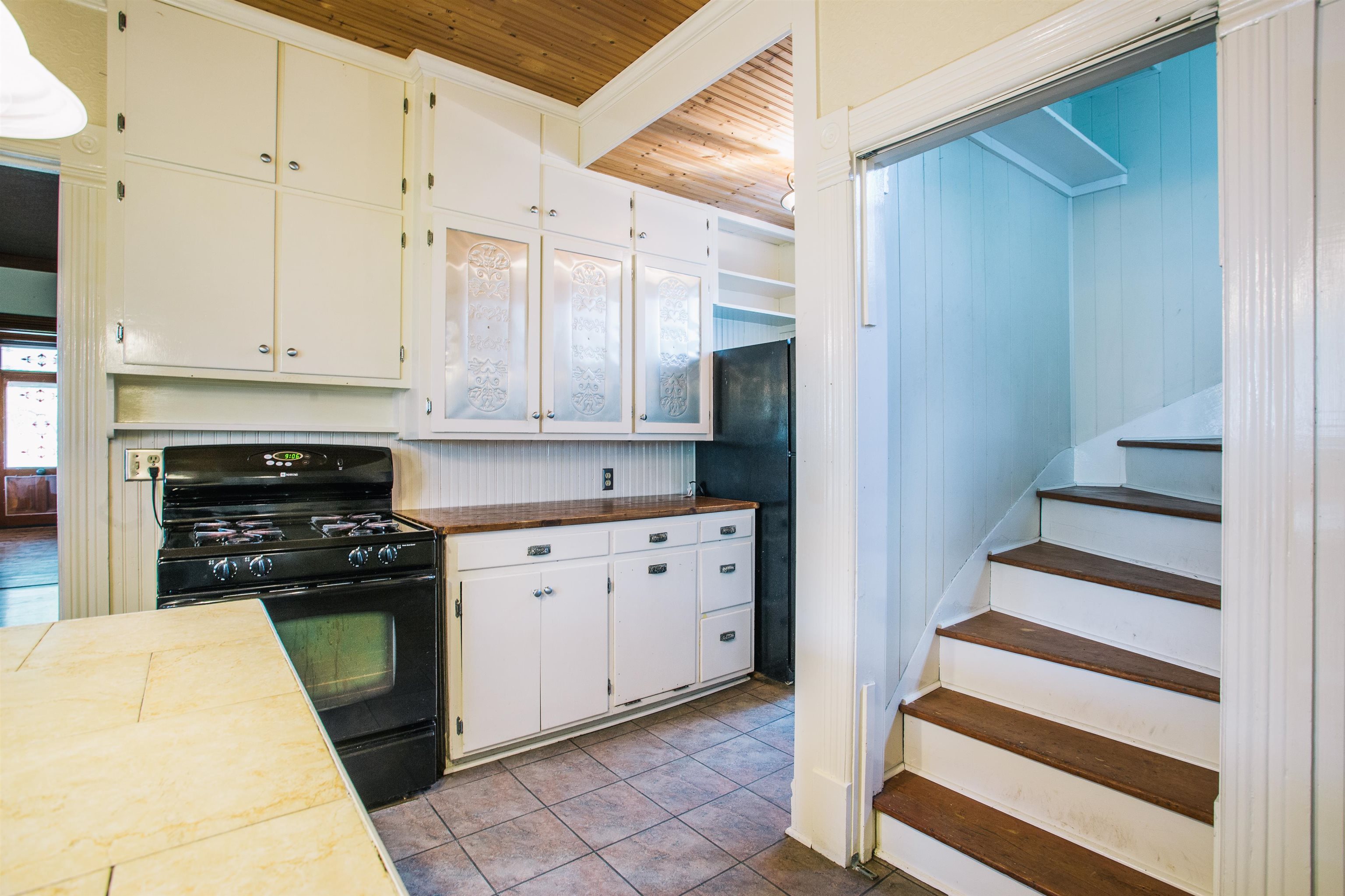 202 CLAY STREET, Neillsville, Wisconsin 54456, 4 Bedrooms Bedrooms, ,3 BathroomsBathrooms,Residential,For Sale,202 CLAY STREET,22504422