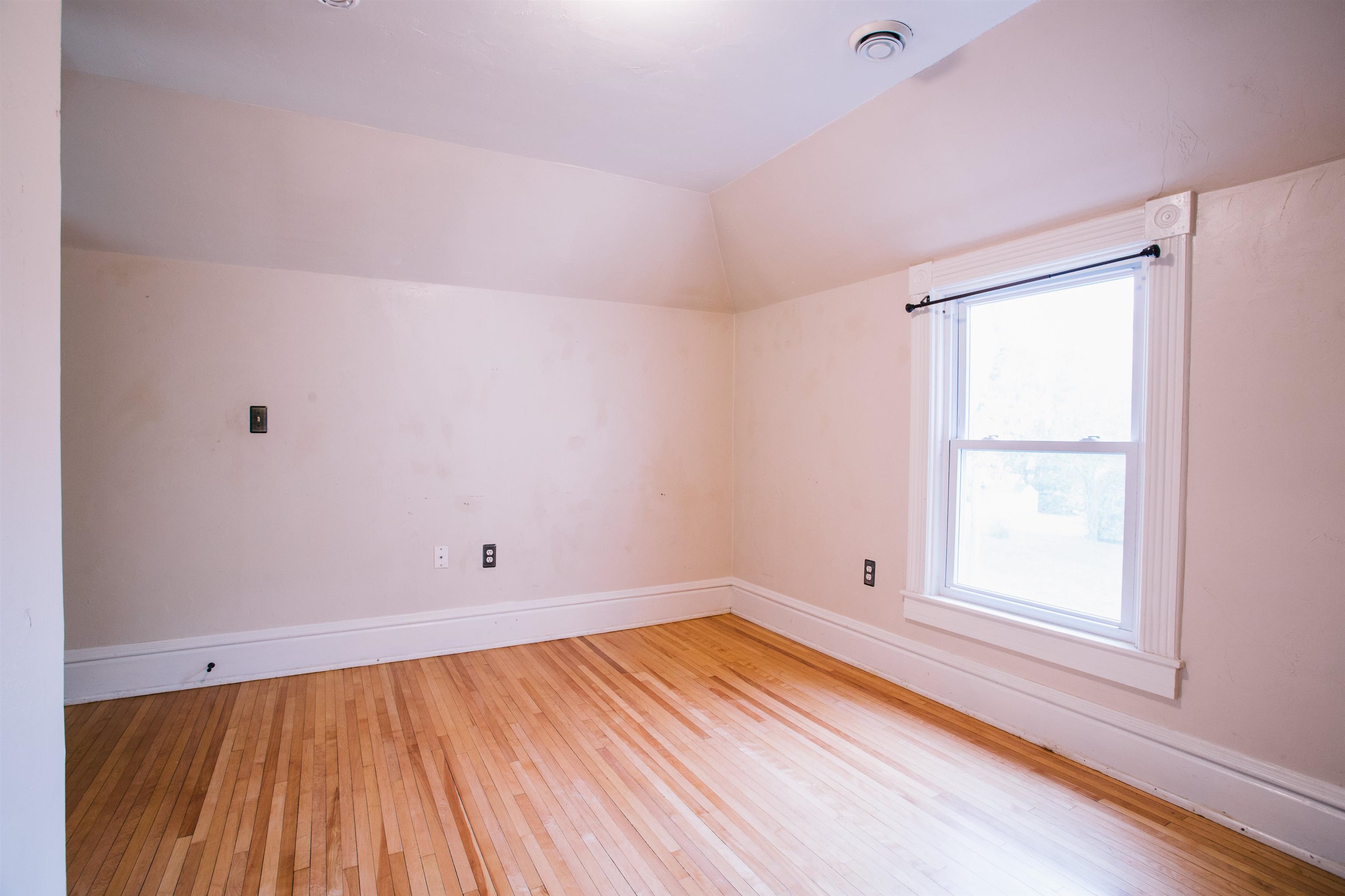 202 CLAY STREET, Neillsville, Wisconsin 54456, 4 Bedrooms Bedrooms, ,3 BathroomsBathrooms,Residential,For Sale,202 CLAY STREET,22504422