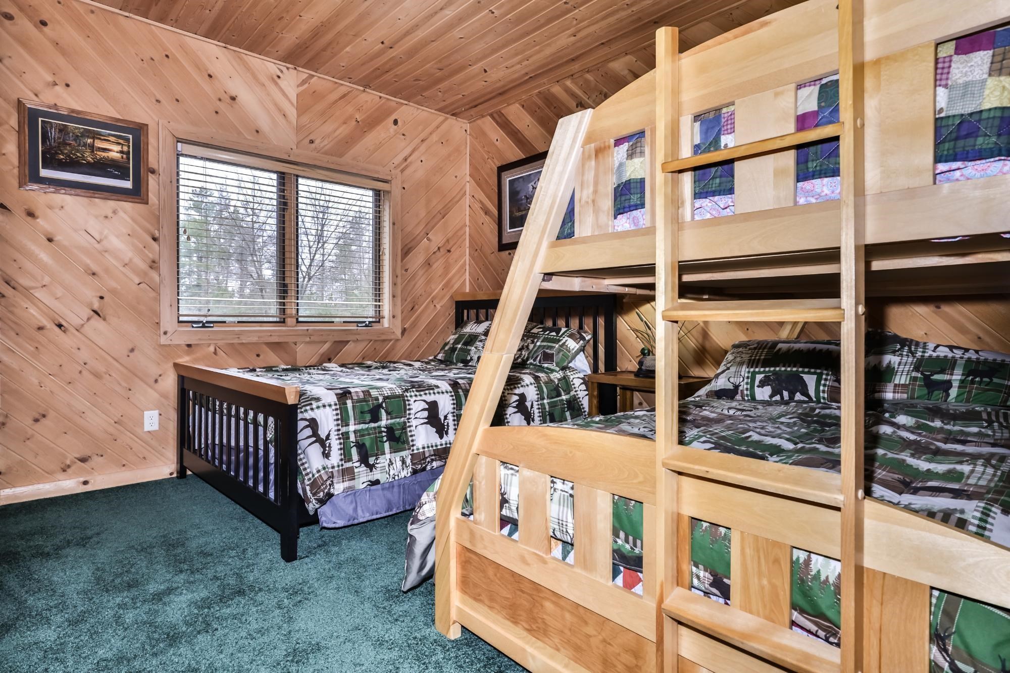 9948 SIEMERING DRIVE, Tomahawk, Wisconsin 54487, 3 Bedrooms Bedrooms, ,2 BathroomsBathrooms,Residential,For Sale,9948 SIEMERING DRIVE,22504527