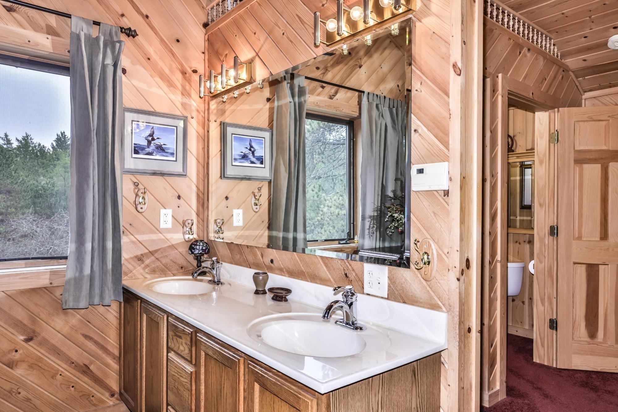 9948 SIEMERING DRIVE, Tomahawk, Wisconsin 54487, 3 Bedrooms Bedrooms, ,2 BathroomsBathrooms,Residential,For Sale,9948 SIEMERING DRIVE,22504527