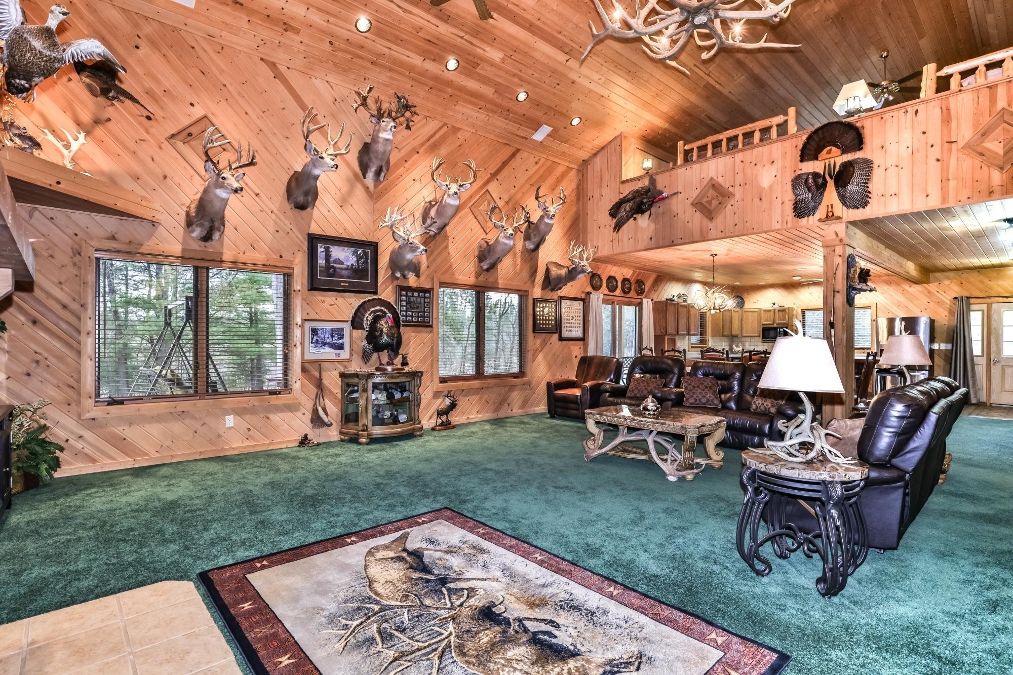 9948 SIEMERING DRIVE, Tomahawk, Wisconsin 54487, 3 Bedrooms Bedrooms, ,2 BathroomsBathrooms,Residential,For Sale,9948 SIEMERING DRIVE,22504527