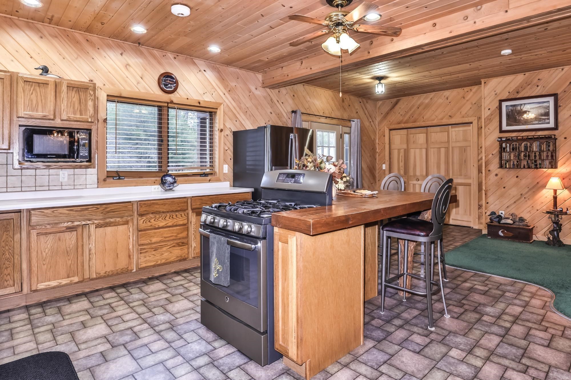 9948 SIEMERING DRIVE, Tomahawk, Wisconsin 54487, 3 Bedrooms Bedrooms, ,2 BathroomsBathrooms,Residential,For Sale,9948 SIEMERING DRIVE,22504527