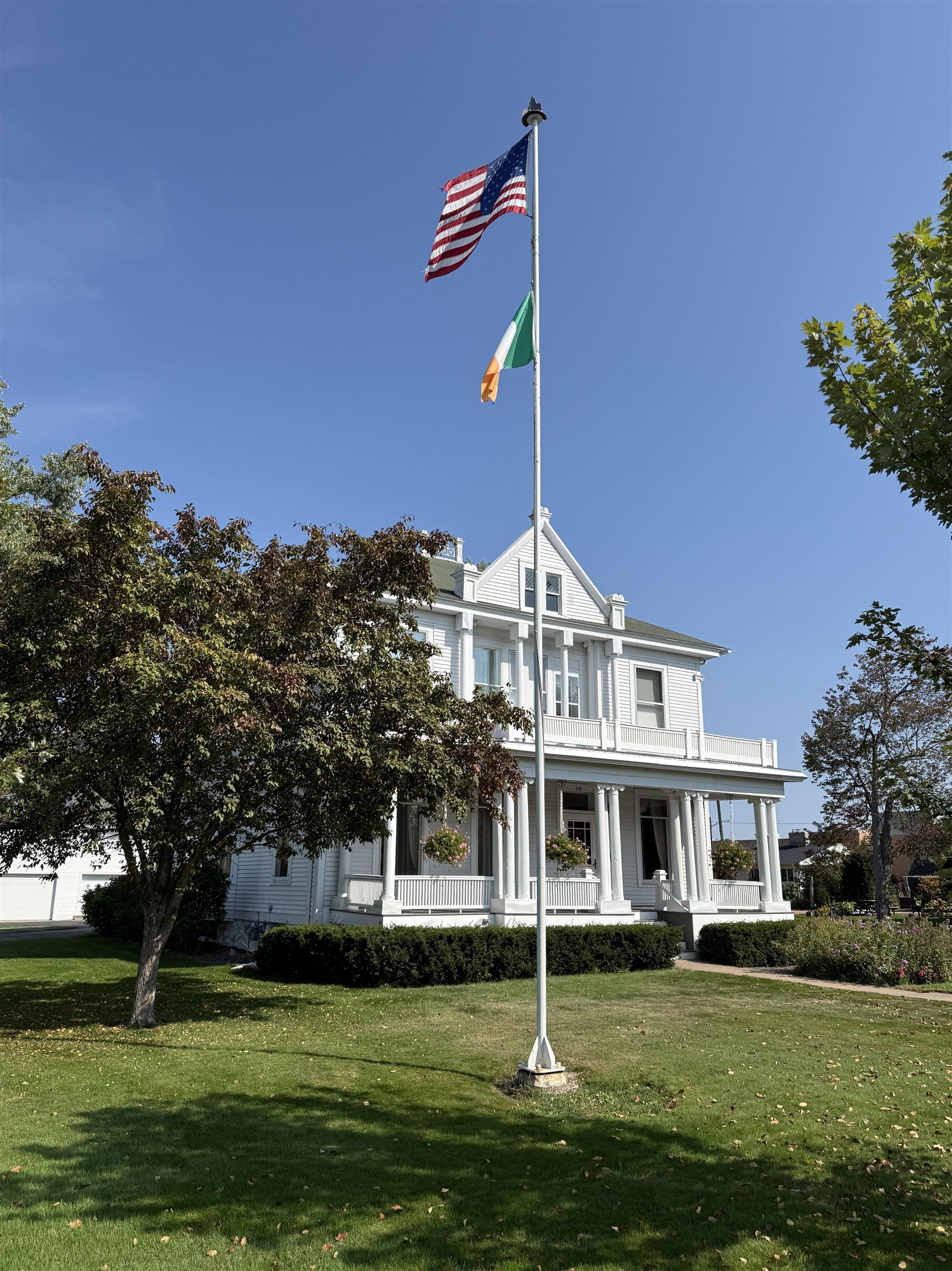 116 5TH AVENUE, Antigo, Wisconsin 54409-0000, 5 Bedrooms Bedrooms, ,3 BathroomsBathrooms,Residential,For Sale,116 5TH AVENUE,22504591