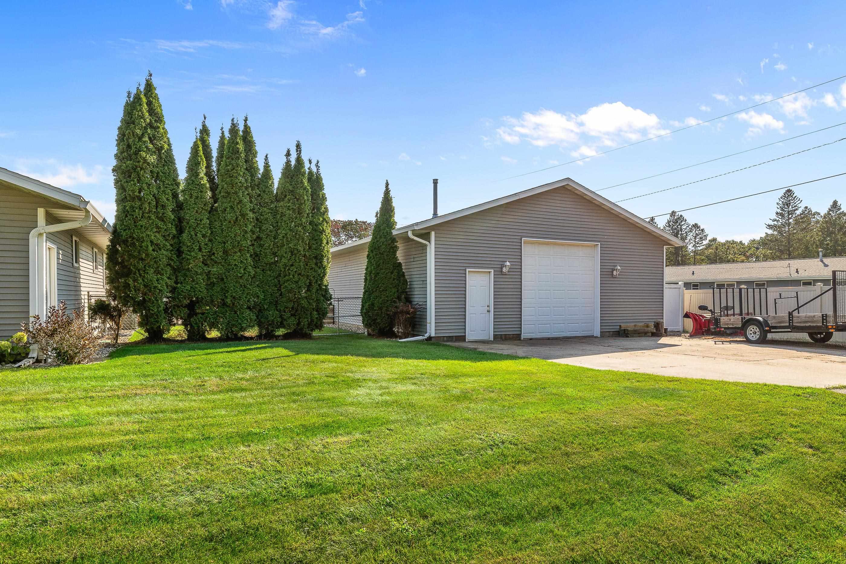 1011 MELODY LANE, Plover, Wisconsin 54467, 4 Bedrooms Bedrooms, ,2 BathroomsBathrooms,Residential,For Sale,1011 MELODY LANE,22504626