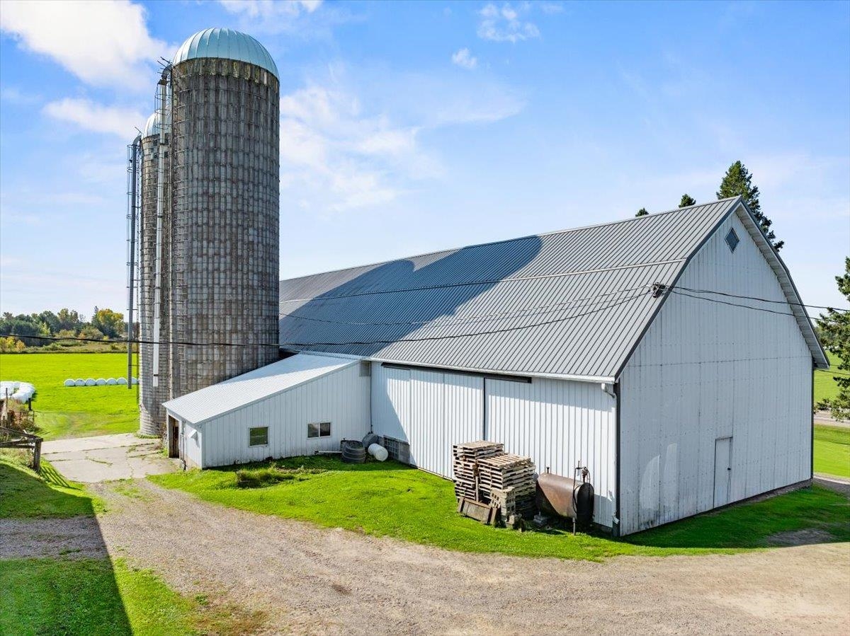 N6760 STATE HIGHWAY 13, Medford, Wisconsin 54451, 4 Bedrooms Bedrooms, ,2 BathroomsBathrooms,Residential,For Sale,N6760 STATE HIGHWAY 13,22504729