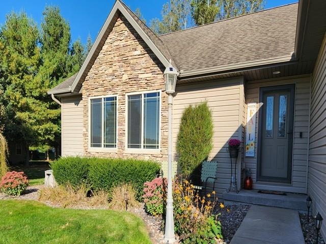 1003 HERITAGE COURT, Merrill, Wisconsin 54452, 4 Bedrooms Bedrooms, ,3 BathroomsBathrooms,Residential,For Sale,1003 HERITAGE COURT,22504736