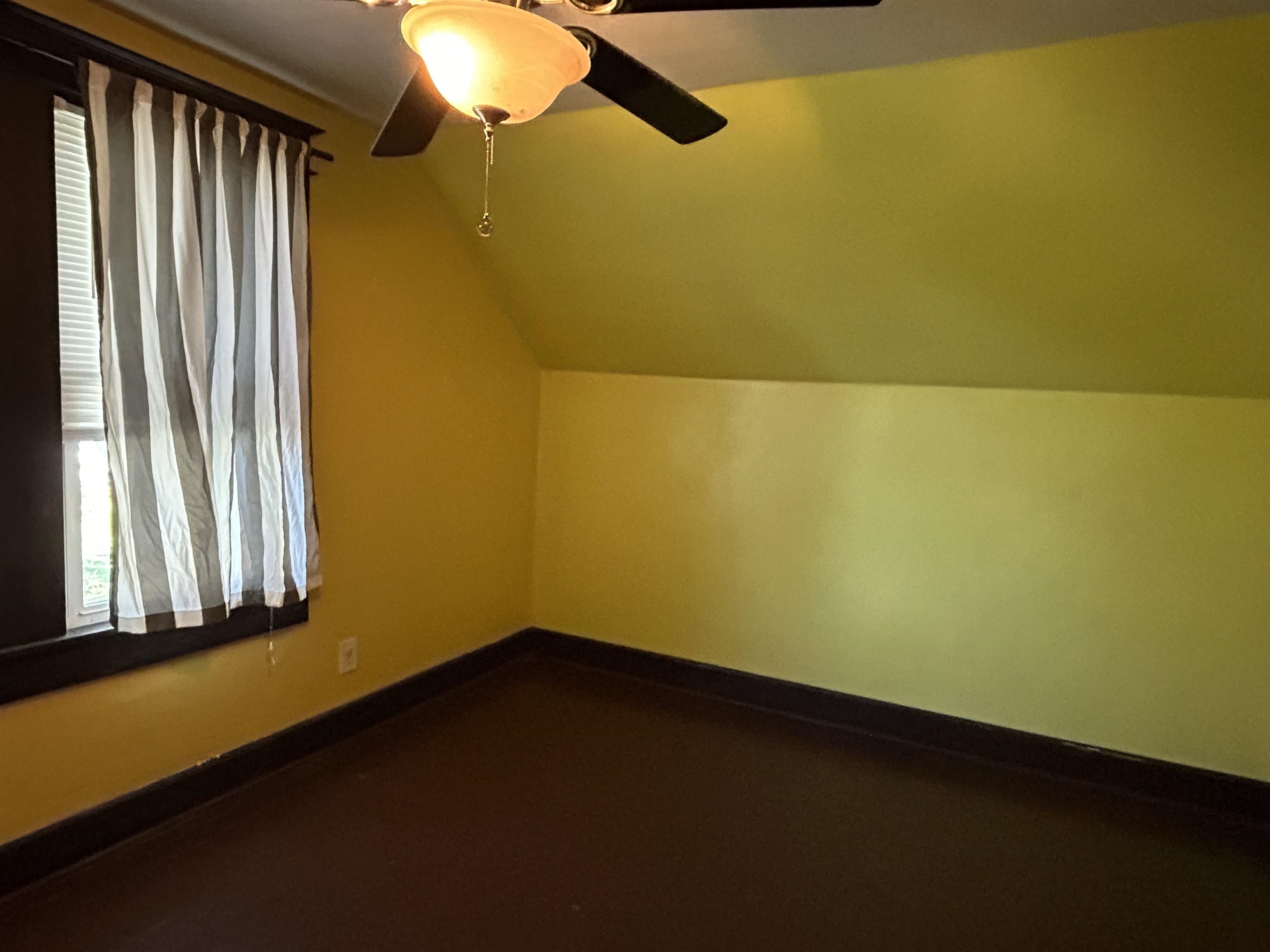 108 HINMAN AVENUE, Marshfield, Wisconsin 54449, 3 Bedrooms Bedrooms, ,1 BathroomBathrooms,Residential,For Sale,108 HINMAN AVENUE,22505069