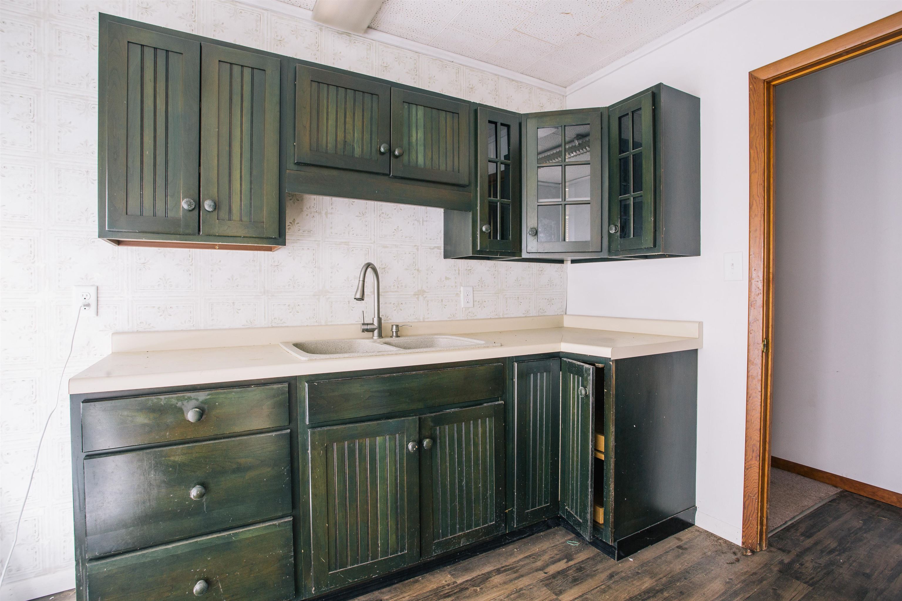 631 HEWETT STREET, Neillsville, Wisconsin 54456, ,Commercial/industrial,For Sale,631 HEWETT STREET,22505173