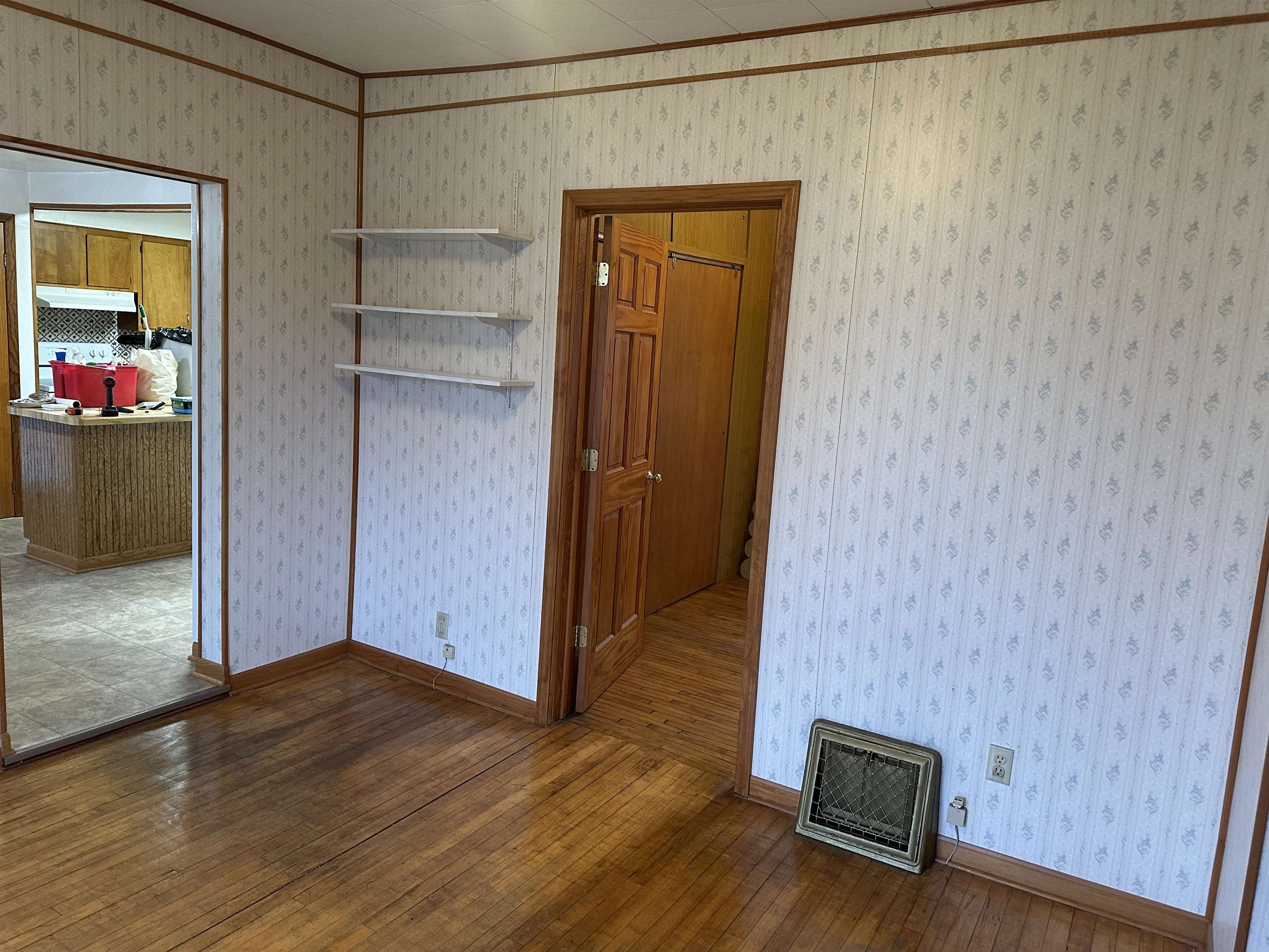 407 E 5TH STREET, Owen, Wisconsin 54460, 3 Bedrooms Bedrooms, ,1 BathroomBathrooms,Residential,For Sale,407 E 5TH STREET,22505362