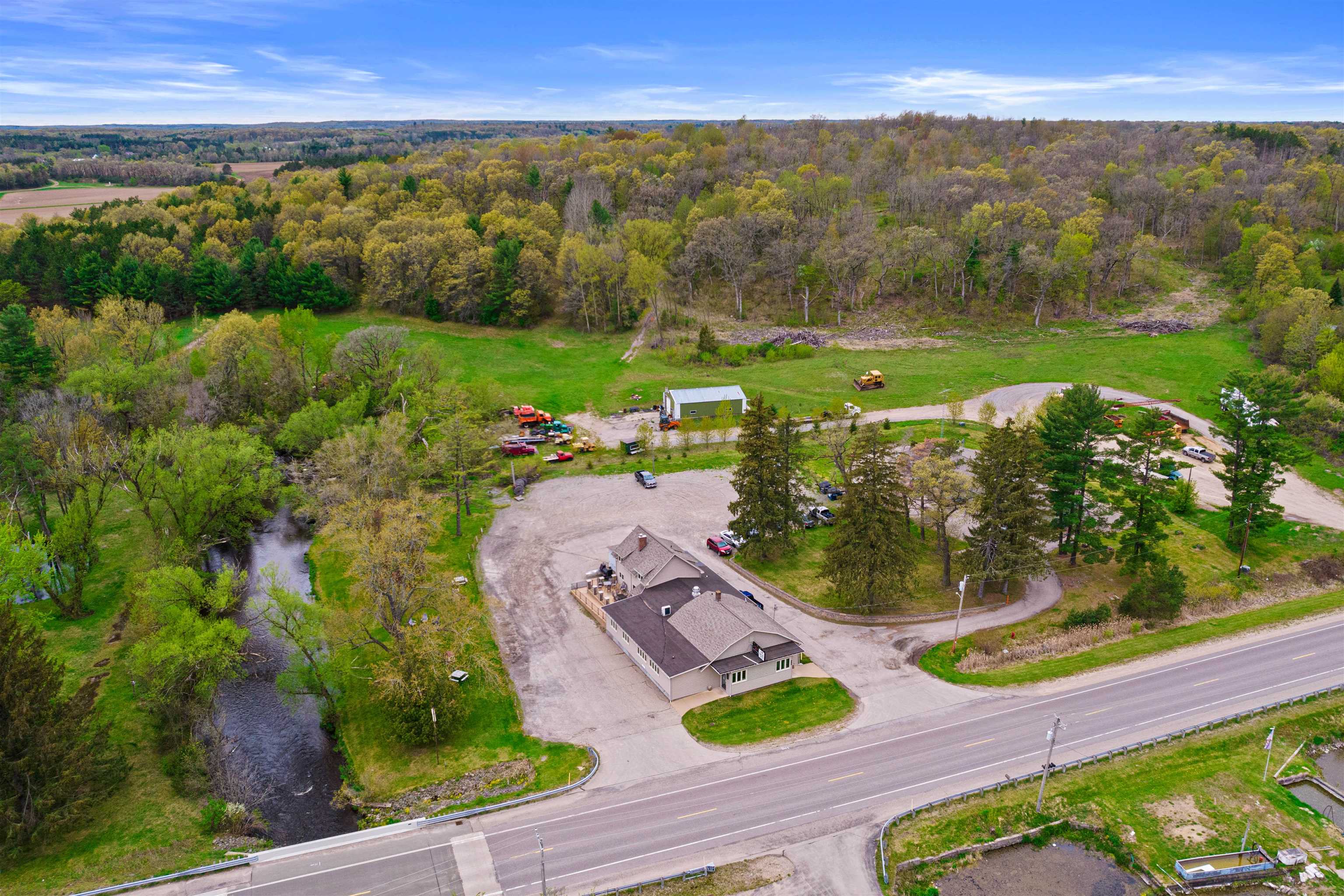 141 COUNTY ROAD KK, Amherst, Wisconsin 54406, 1 Bedroom Bedrooms, 5 Rooms Rooms,1 BathroomBathrooms,Multi-family,For Sale,141 COUNTY ROAD KK,22505406