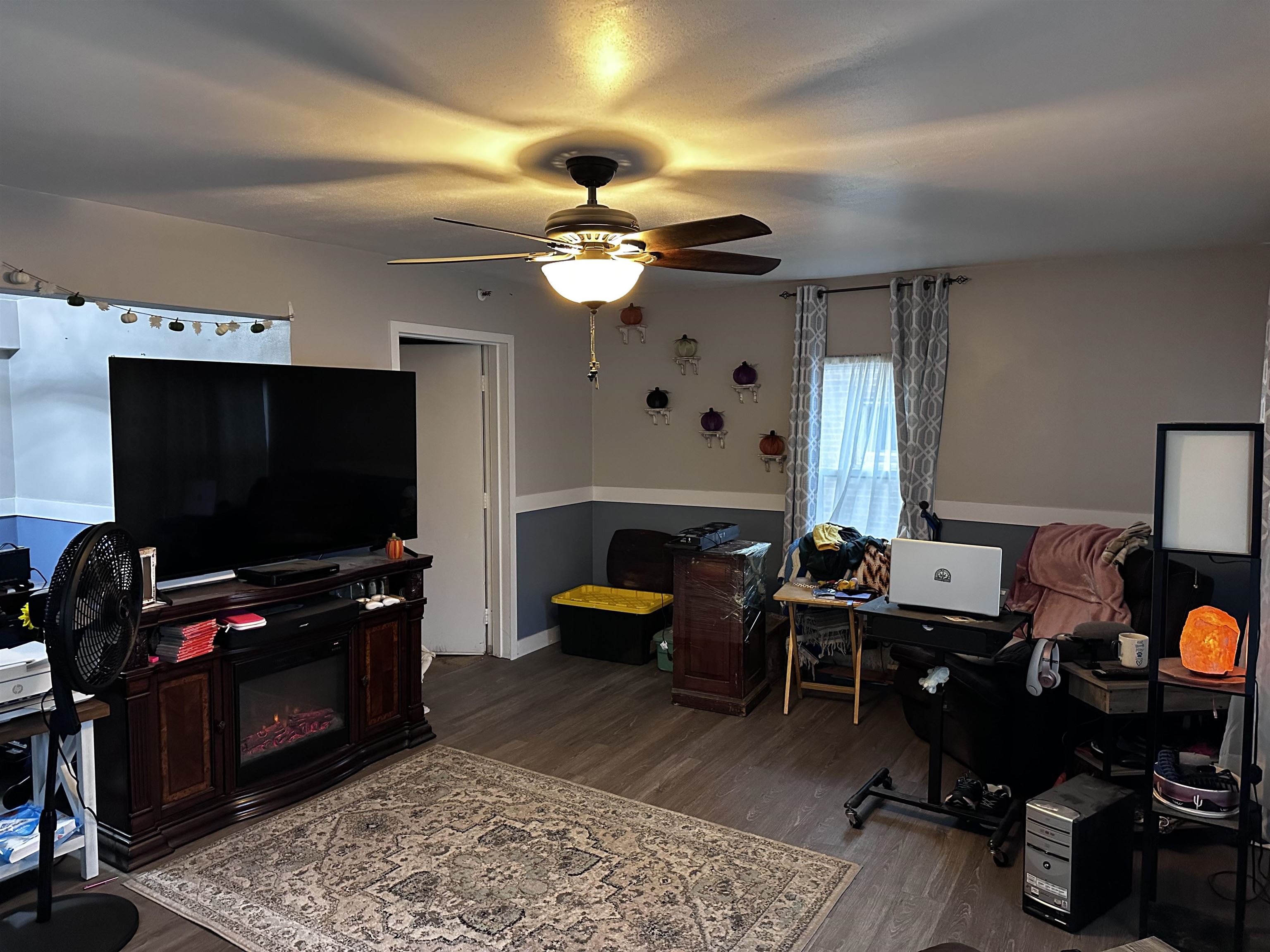 218 E Calumet Street