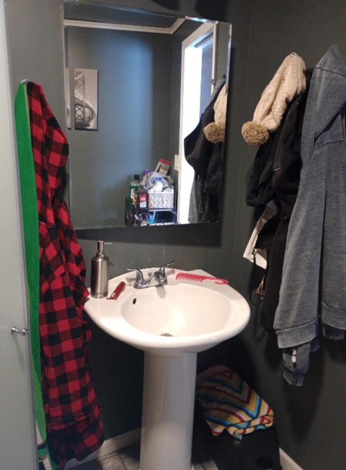 109 W 10TH STREET, Neillsville, Wisconsin 54456, 4 Bedrooms Bedrooms, ,1 BathroomBathrooms,Residential,For Sale,109 W 10TH STREET,22505644