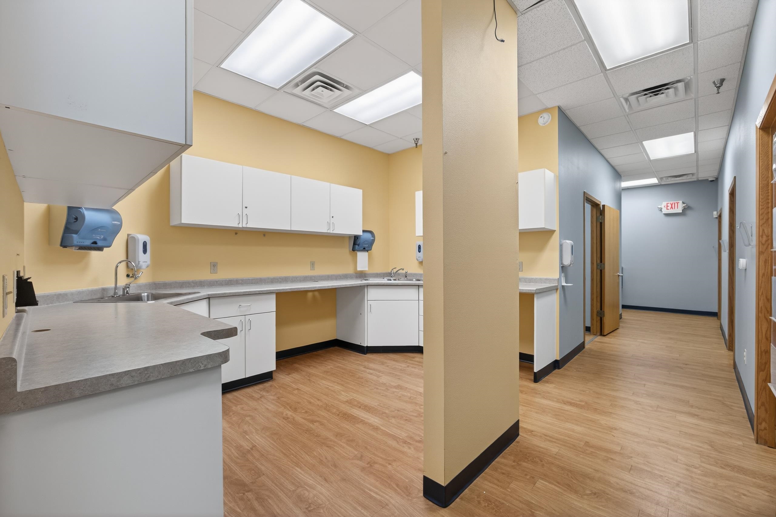 1355 8TH STREET SOUTH, Wisconsin Rapids, Wisconsin 54494, ,Commercial/industrial,For Sale,1355 8TH STREET SOUTH,22505695