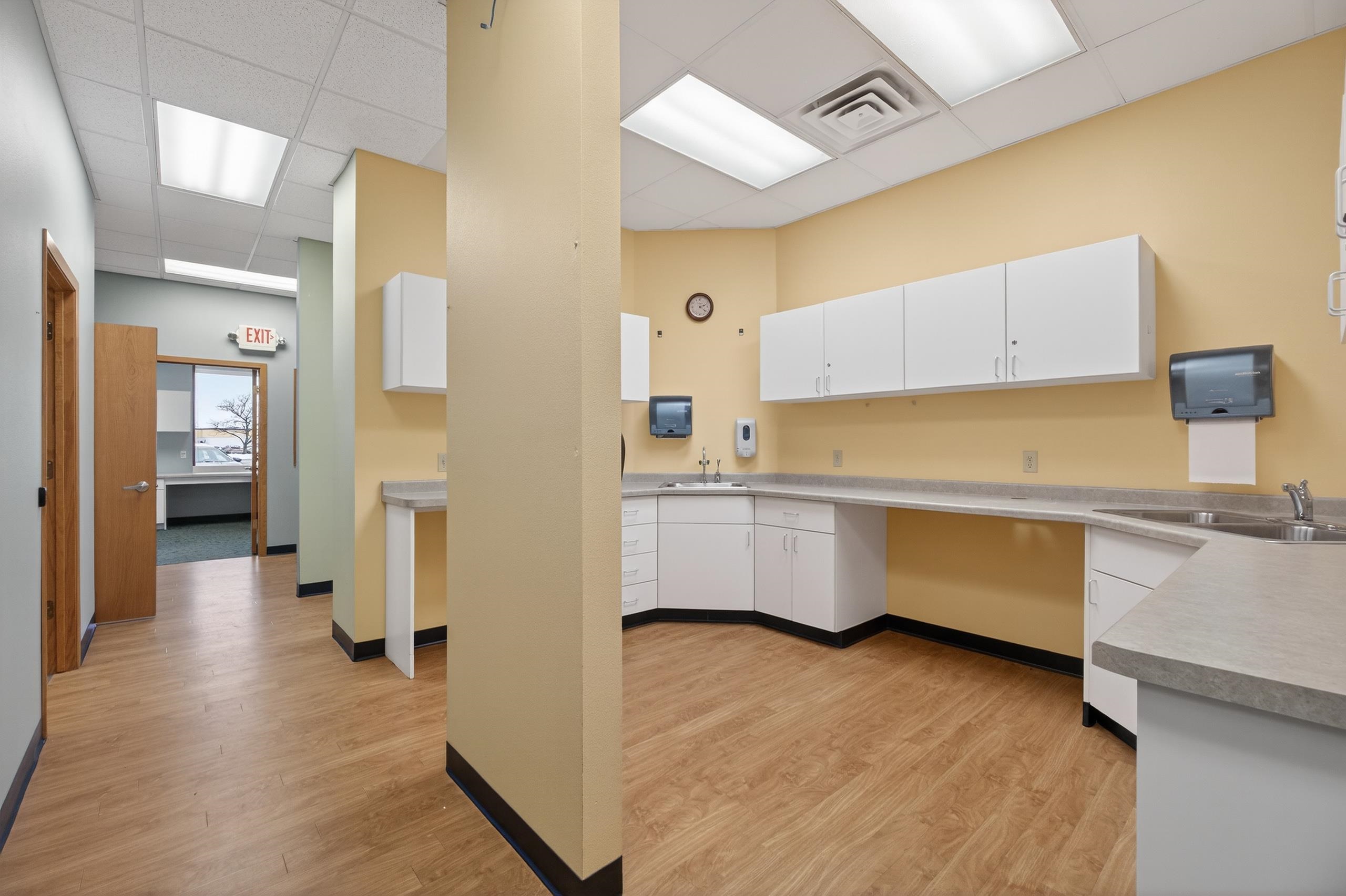 1355 8TH STREET SOUTH, Wisconsin Rapids, Wisconsin 54494, ,Commercial/industrial,For Sale,1355 8TH STREET SOUTH,22505695