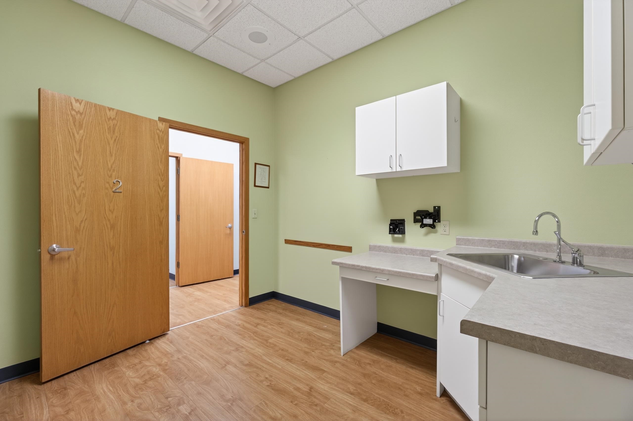 1355 8TH STREET SOUTH, Wisconsin Rapids, Wisconsin 54494, ,Commercial/industrial,For Sale,1355 8TH STREET SOUTH,22505695