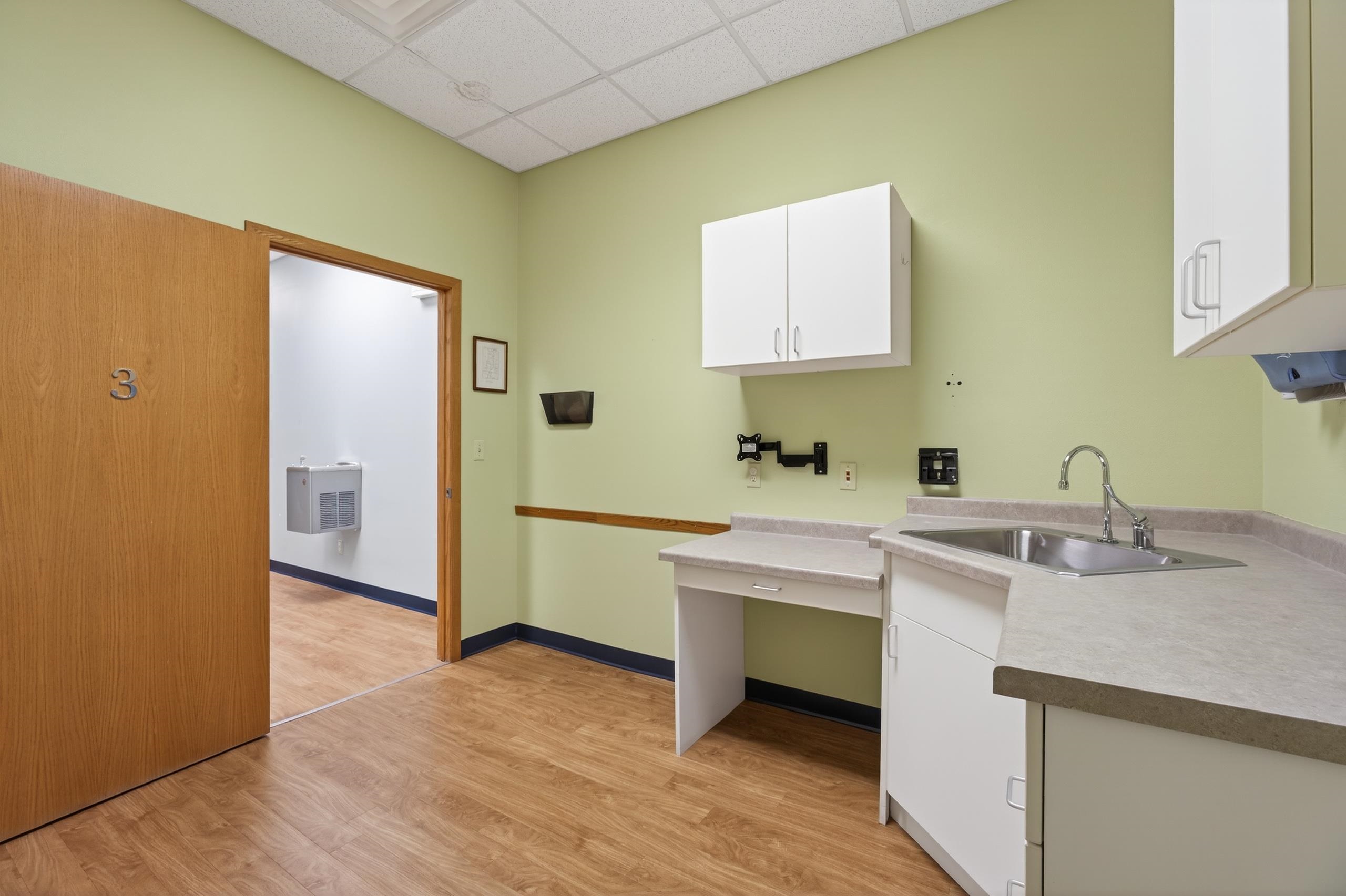 1355 8TH STREET SOUTH, Wisconsin Rapids, Wisconsin 54494, ,Commercial/industrial,For Sale,1355 8TH STREET SOUTH,22505695