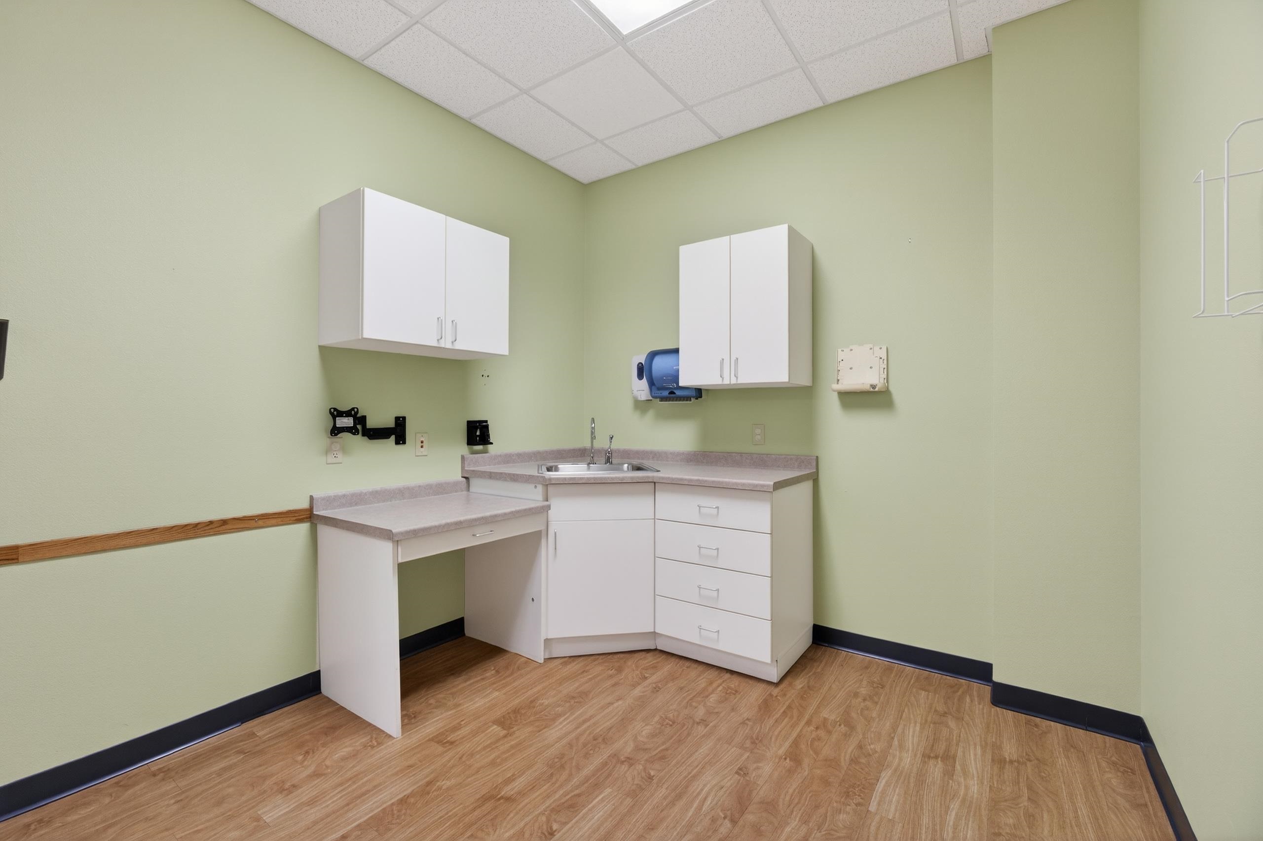 1355 8TH STREET SOUTH, Wisconsin Rapids, Wisconsin 54494, ,Commercial/industrial,For Sale,1355 8TH STREET SOUTH,22505695