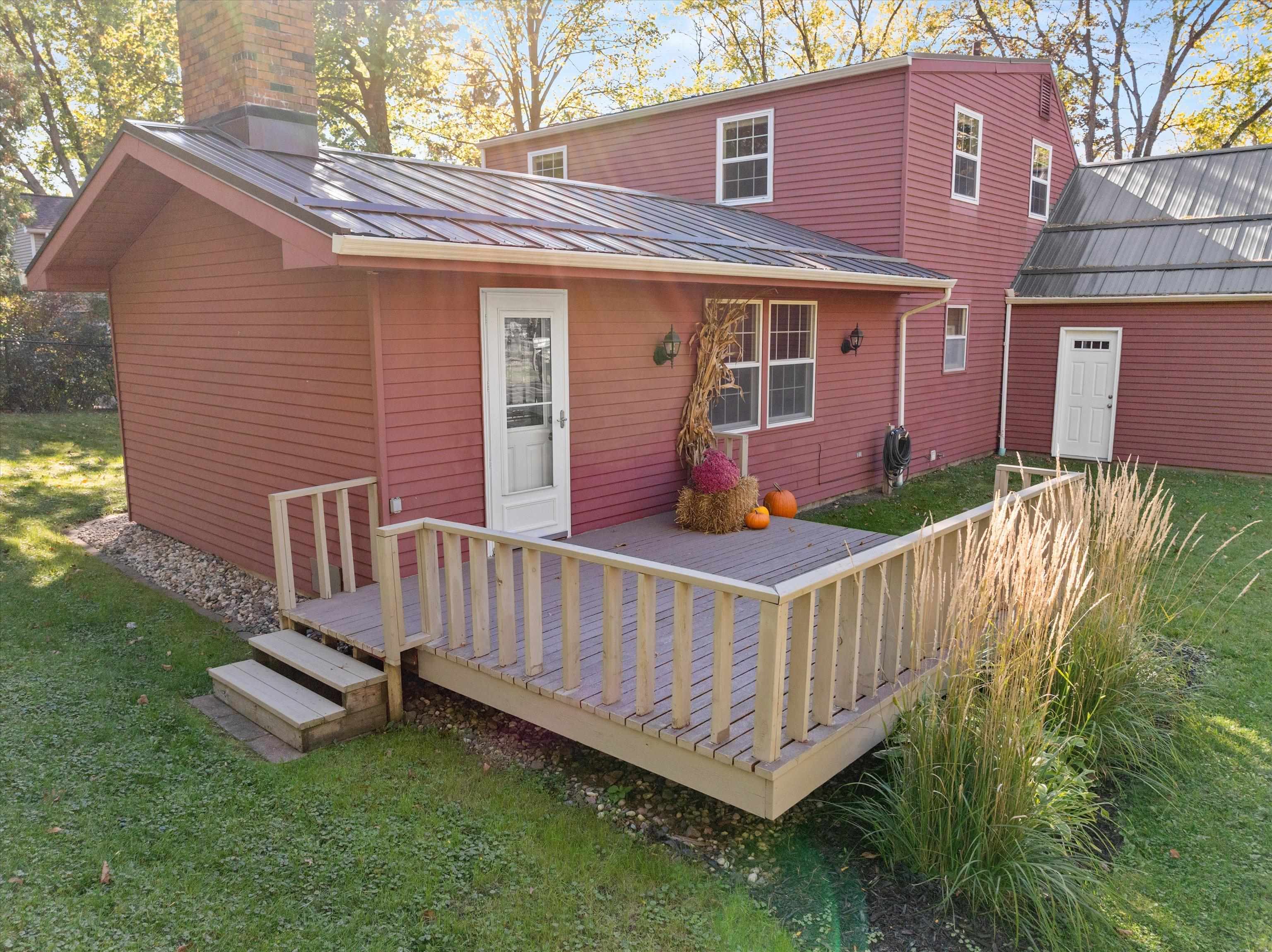 1511 N BROADWAY AVENUE, Marshfield, Wisconsin 54449, 4 Bedrooms Bedrooms, ,2 BathroomsBathrooms,Residential,For Sale,1511 N BROADWAY AVENUE,22505777