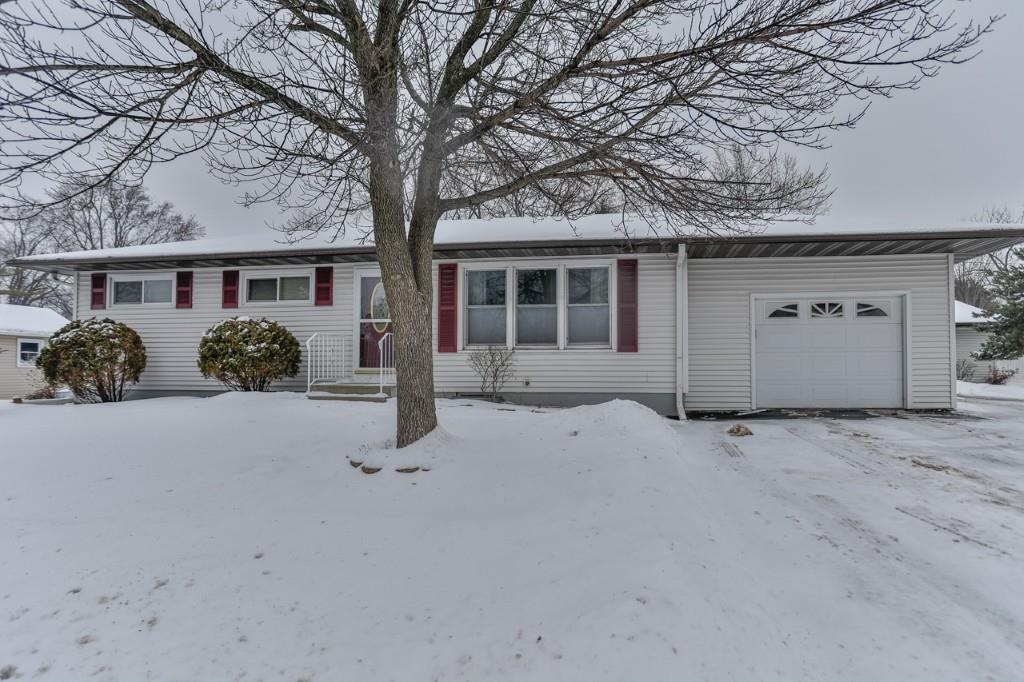917 S 17TH AVENUE, Wausau, Wisconsin 54401, 2 Bedrooms Bedrooms, ,2 BathroomsBathrooms,Residential,For Sale,917 S 17TH AVENUE,22600053