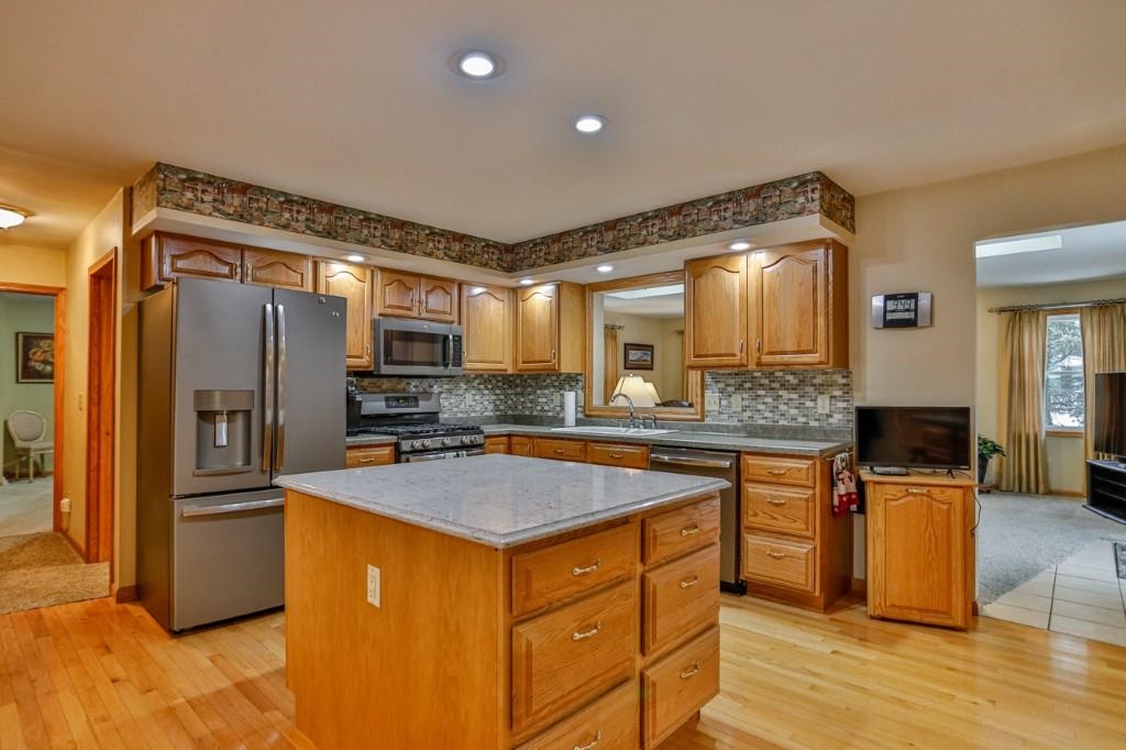 917 S 17TH AVENUE, Wausau, Wisconsin 54401, 2 Bedrooms Bedrooms, ,2 BathroomsBathrooms,Residential,For Sale,917 S 17TH AVENUE,22600053