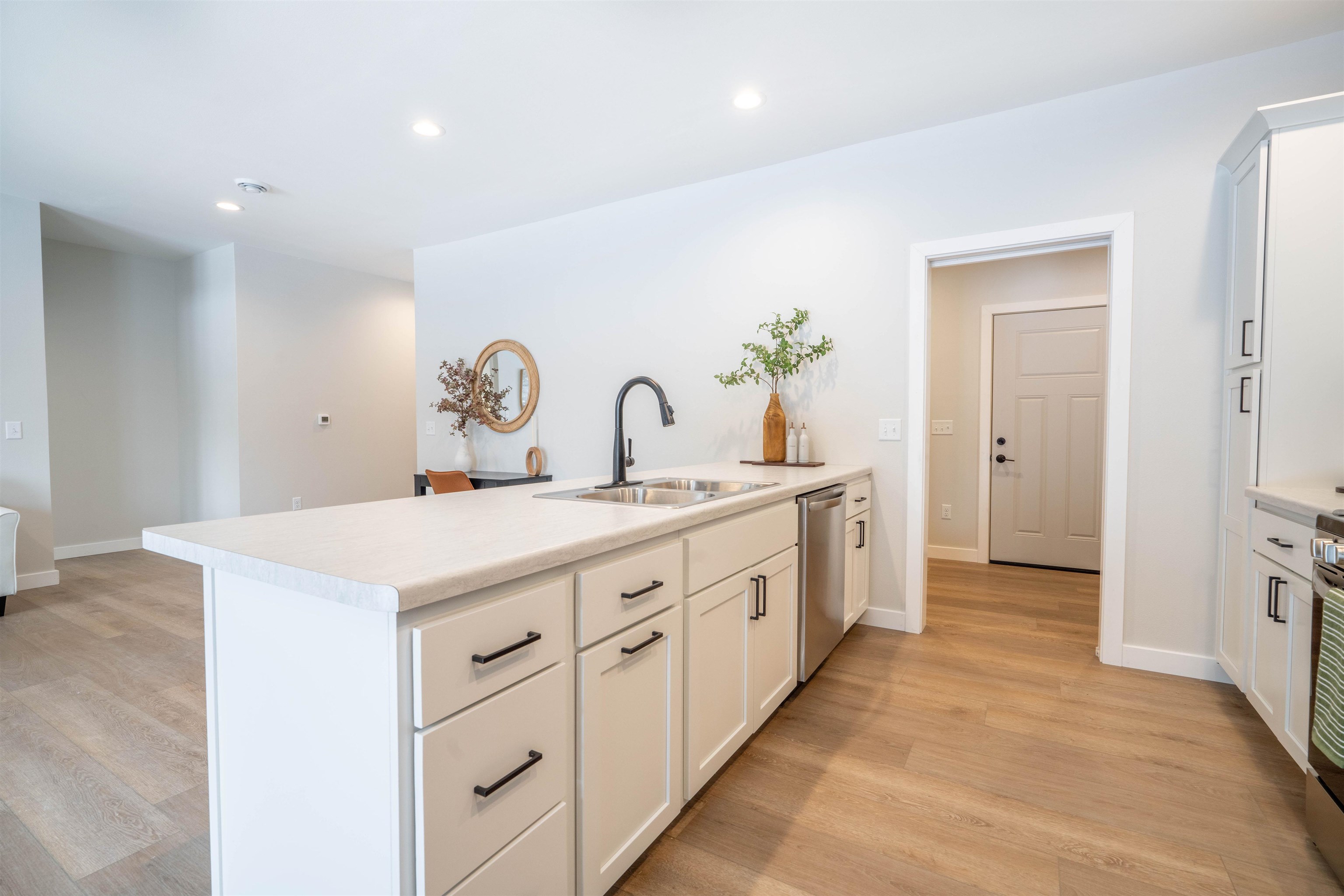 126 BENNINGTON COURT, Plover, Wisconsin 54467, 2 Bedrooms Bedrooms, ,2 BathroomsBathrooms,Residential,For Sale,126 BENNINGTON COURT,22600090