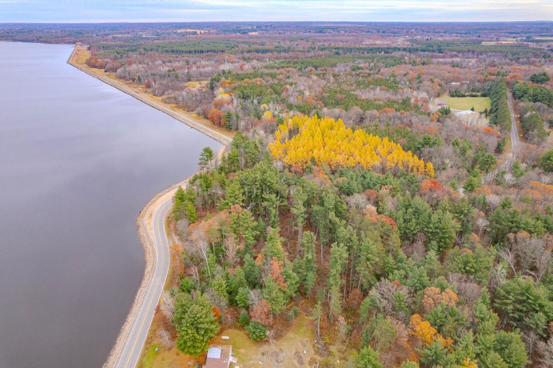 3910 COUNTY ROAD E, Junction City, Wisconsin 54443, 4 Bedrooms Bedrooms, ,3 BathroomsBathrooms,Residential,For Sale,3910 COUNTY ROAD E,22600094