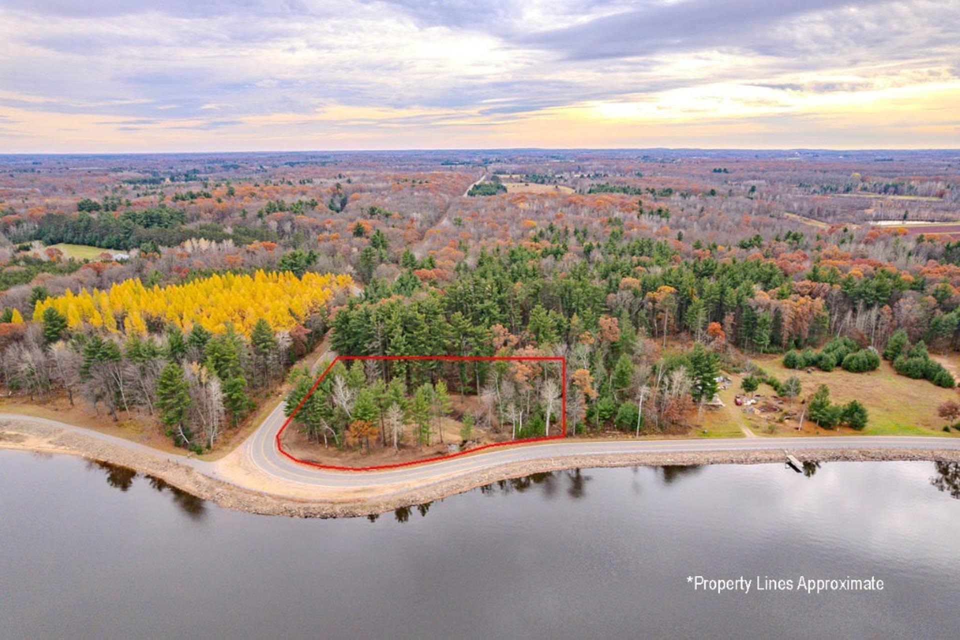 3910 COUNTY ROAD E, Junction City, Wisconsin 54443, 4 Bedrooms Bedrooms, ,3 BathroomsBathrooms,Residential,For Sale,3910 COUNTY ROAD E,22600094