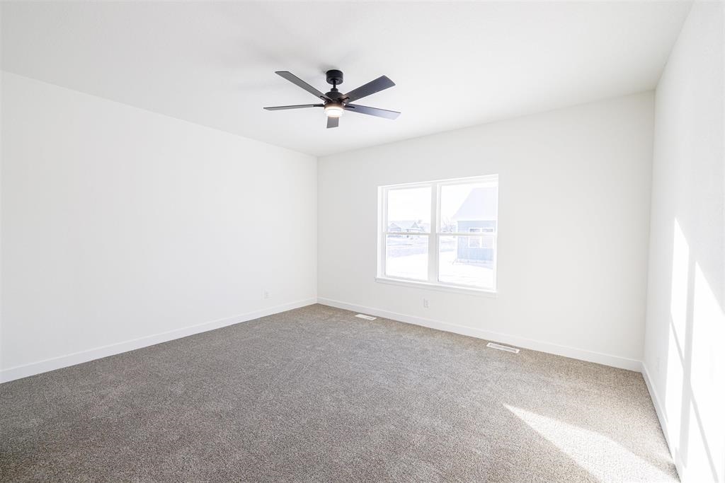 118121 BETTY DRIVE, Stratford, Wisconsin 54484, 3 Bedrooms Bedrooms, ,2 BathroomsBathrooms,Residential,For Sale,118121 BETTY DRIVE,22600096