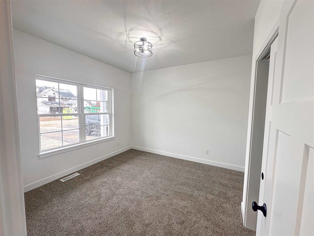 118125 BETTY DRIVE, Stratford, Wisconsin 54484, 3 Bedrooms Bedrooms, ,2 BathroomsBathrooms,Residential,For Sale,118125 BETTY DRIVE,22600097