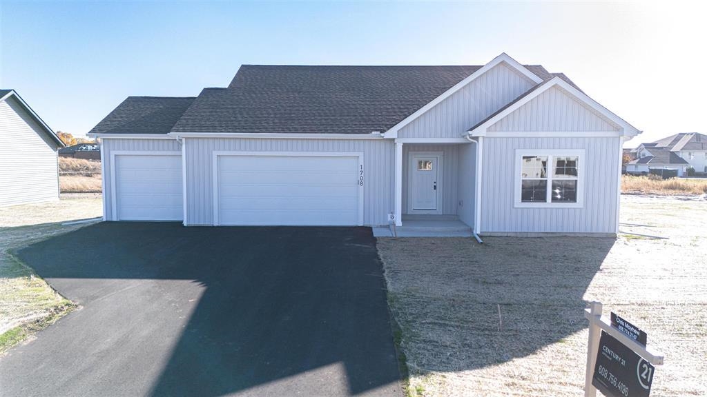 118129 BETTY DRIVE, Stratford, Wisconsin 54484, 3 Bedrooms Bedrooms, ,2 BathroomsBathrooms,Residential,For Sale,118129 BETTY DRIVE,22600098