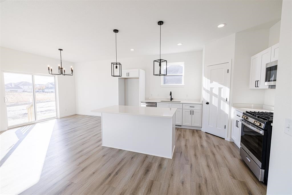 118129 BETTY DRIVE, Stratford, Wisconsin 54484, 3 Bedrooms Bedrooms, ,2 BathroomsBathrooms,Residential,For Sale,118129 BETTY DRIVE,22600098