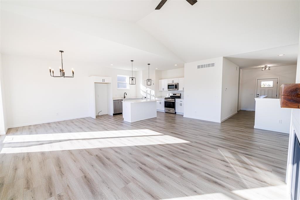 118129 BETTY DRIVE, Stratford, Wisconsin 54484, 3 Bedrooms Bedrooms, ,2 BathroomsBathrooms,Residential,For Sale,118129 BETTY DRIVE,22600098