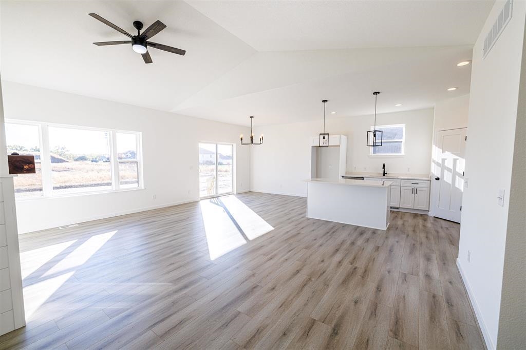 118129 BETTY DRIVE, Stratford, Wisconsin 54484, 3 Bedrooms Bedrooms, ,2 BathroomsBathrooms,Residential,For Sale,118129 BETTY DRIVE,22600098