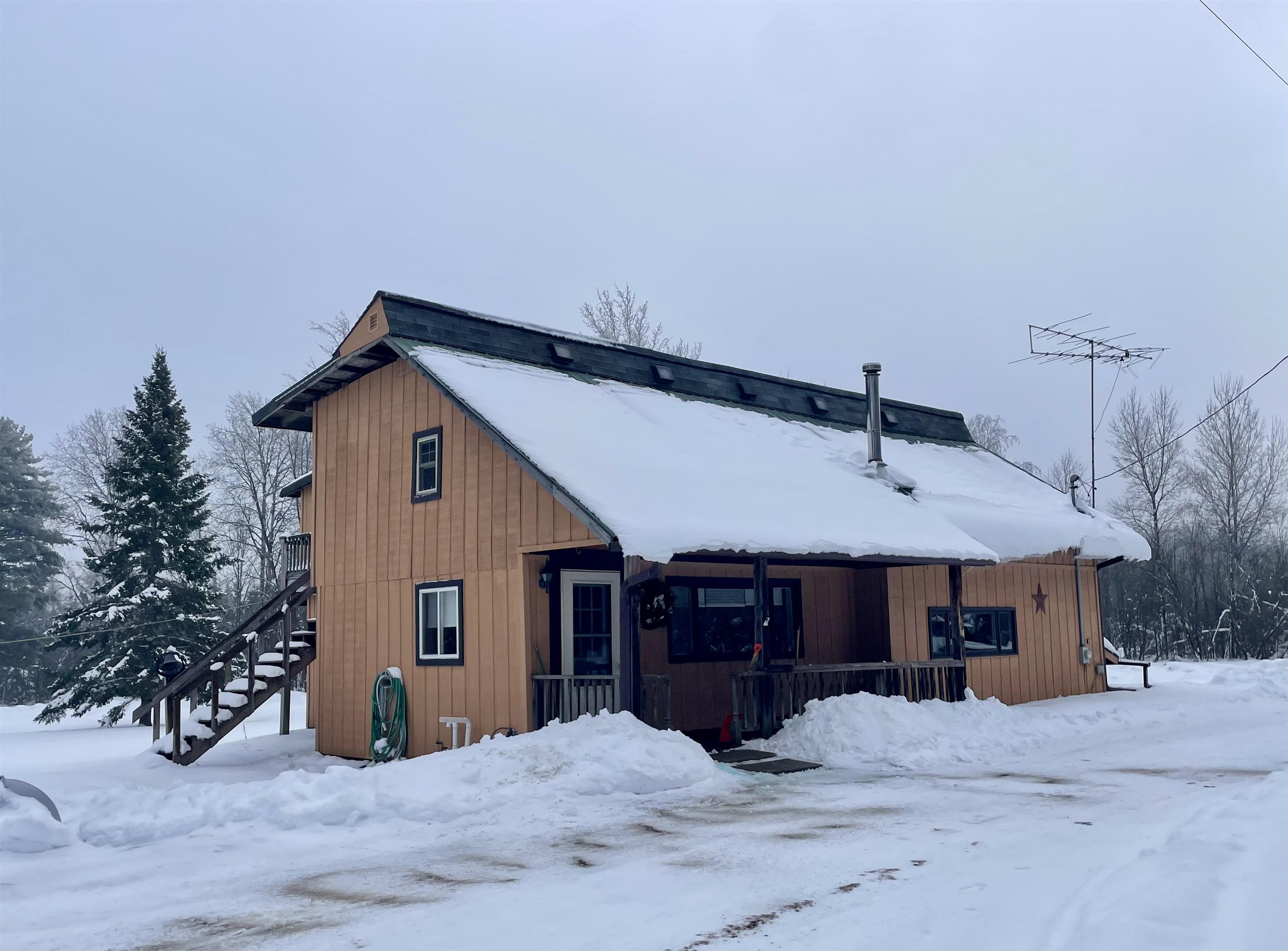 6854 N ZETT ROAD, LORETTA, Wisconsin 54896, 3 Bedrooms Bedrooms, ,2 BathroomsBathrooms,Residential,For Sale,6854 N ZETT ROAD,22600102