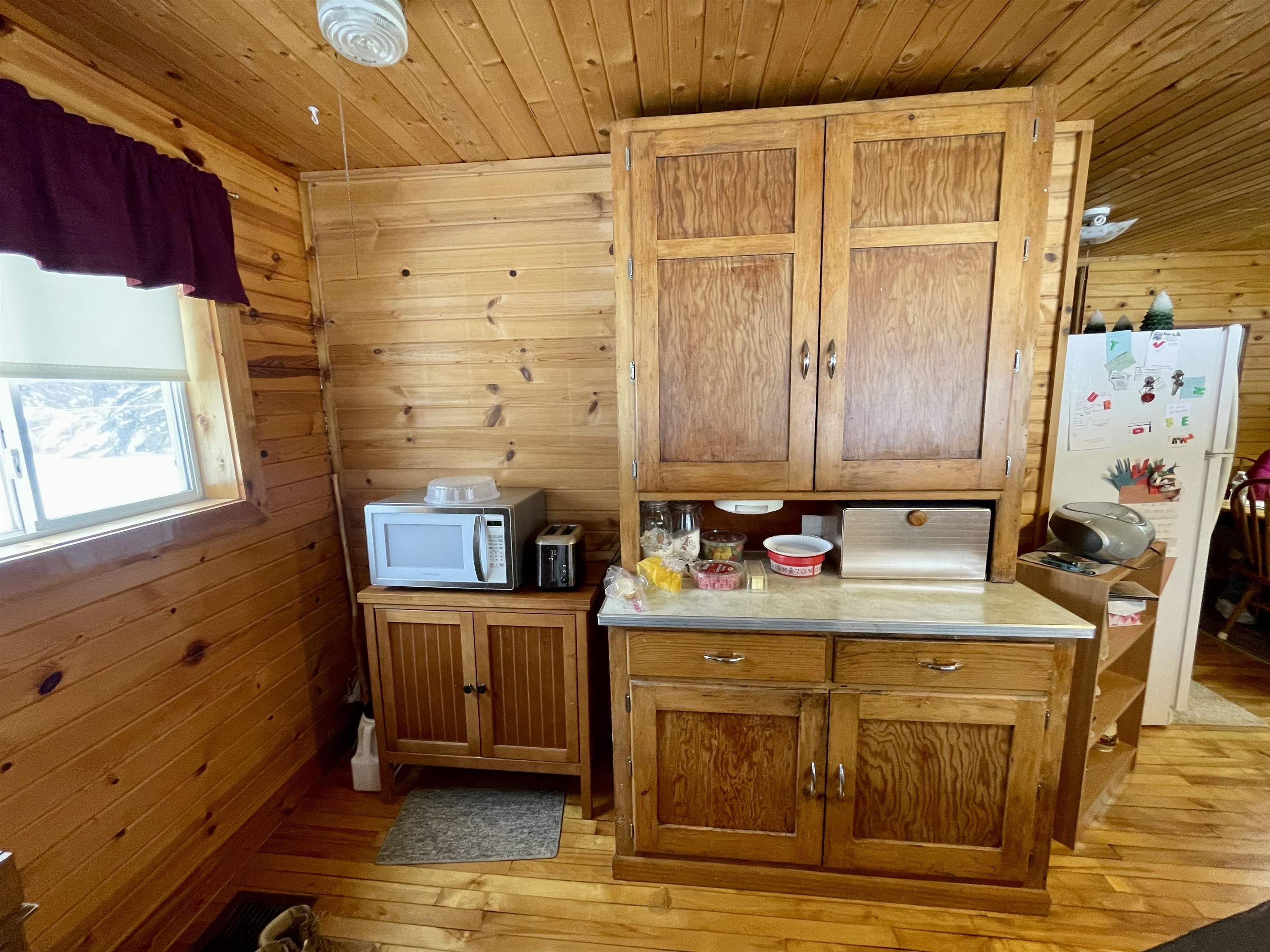 6854 N ZETT ROAD, LORETTA, Wisconsin 54896, 3 Bedrooms Bedrooms, ,2 BathroomsBathrooms,Residential,For Sale,6854 N ZETT ROAD,22600102