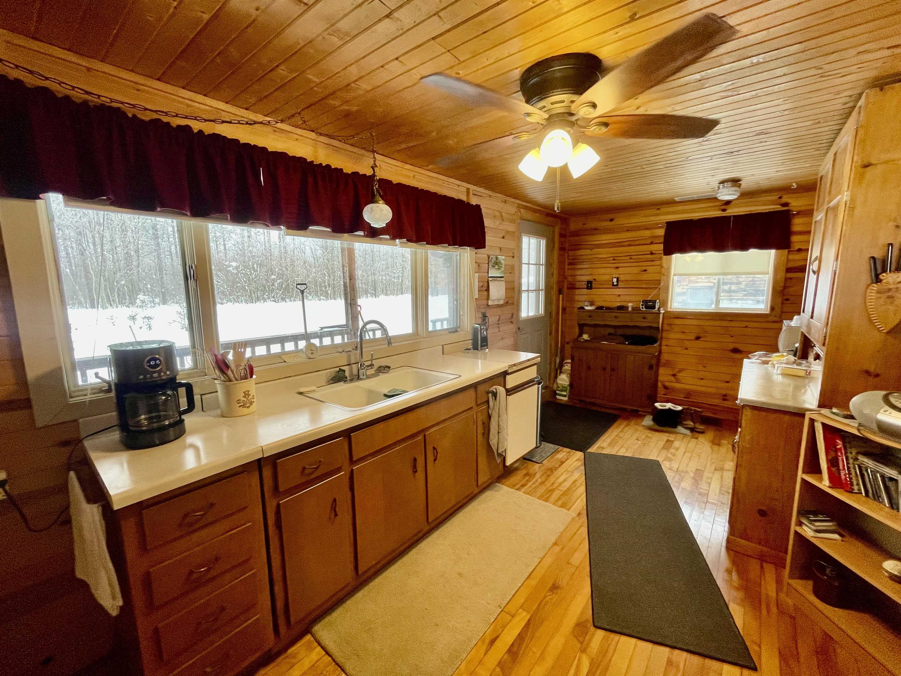 6854 N ZETT ROAD, LORETTA, Wisconsin 54896, 3 Bedrooms Bedrooms, ,2 BathroomsBathrooms,Residential,For Sale,6854 N ZETT ROAD,22600102