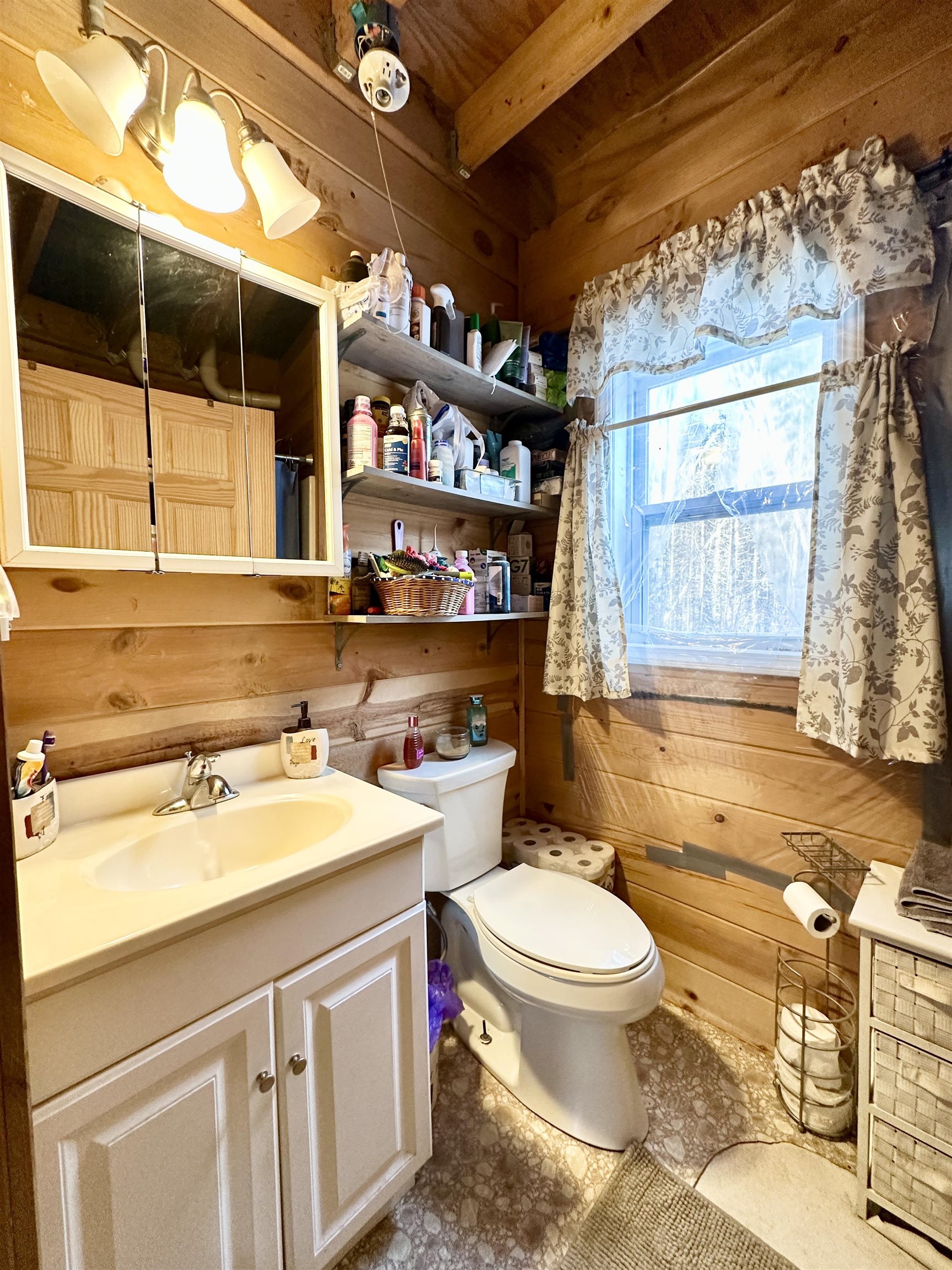 4221 COUNTY ROAD Q, Pelican Lake, Wisconsin 54463, 1 Bedroom Bedrooms, ,1 BathroomBathrooms,Residential,For Sale,4221 COUNTY ROAD Q,22600125