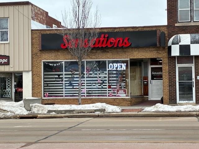 444 S CENTRAL AVENUE, Marshfield, Wisconsin 54449, ,Commercial/industrial,For Sale,444 S CENTRAL AVENUE,22600136