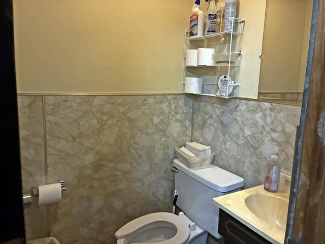 444 S CENTRAL AVENUE, Marshfield, Wisconsin 54449, ,Commercial/industrial,For Sale,444 S CENTRAL AVENUE,22600136