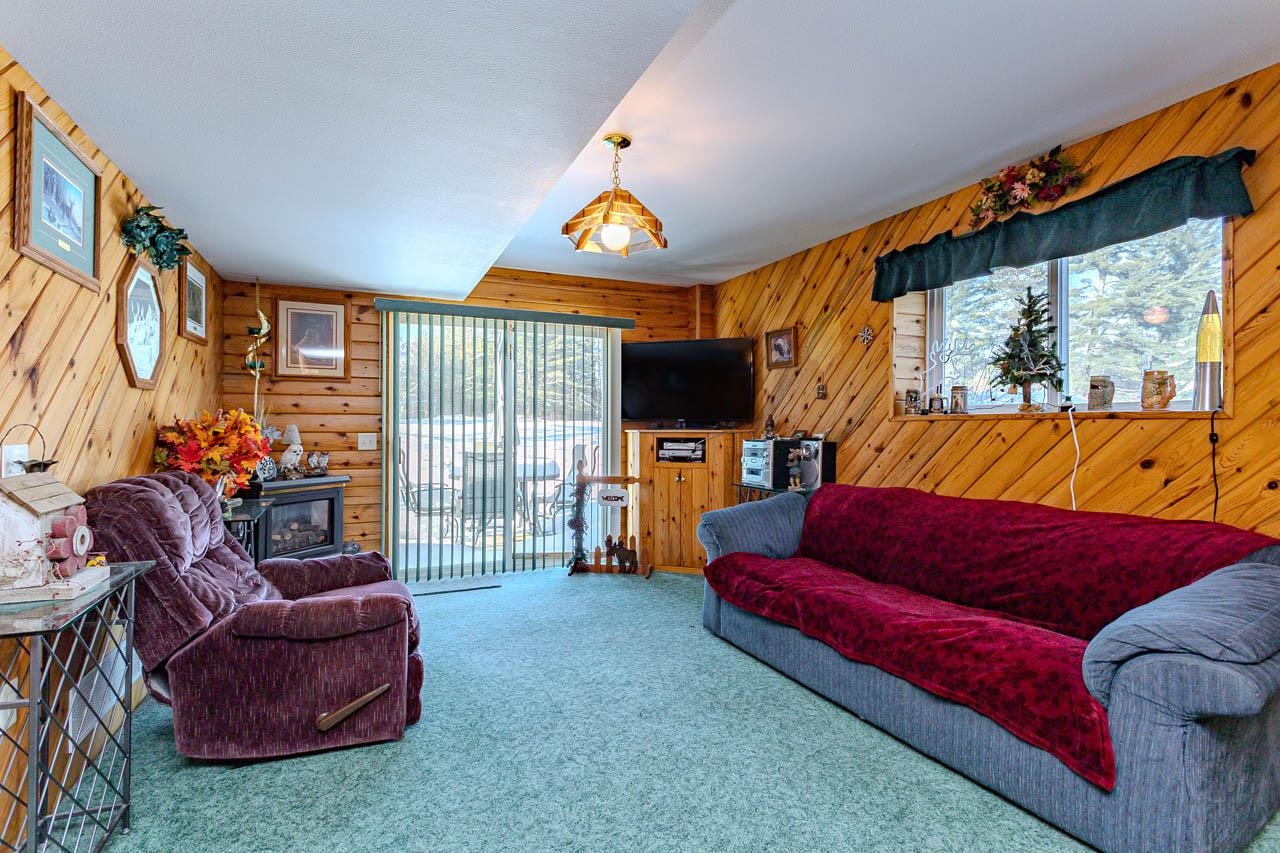 W4490 Henrich Road, Tomahawk, Wisconsin 54487, 2 Bedrooms Bedrooms, ,2 BathroomsBathrooms,Residential,For Sale,W4490 Henrich Road,22600139