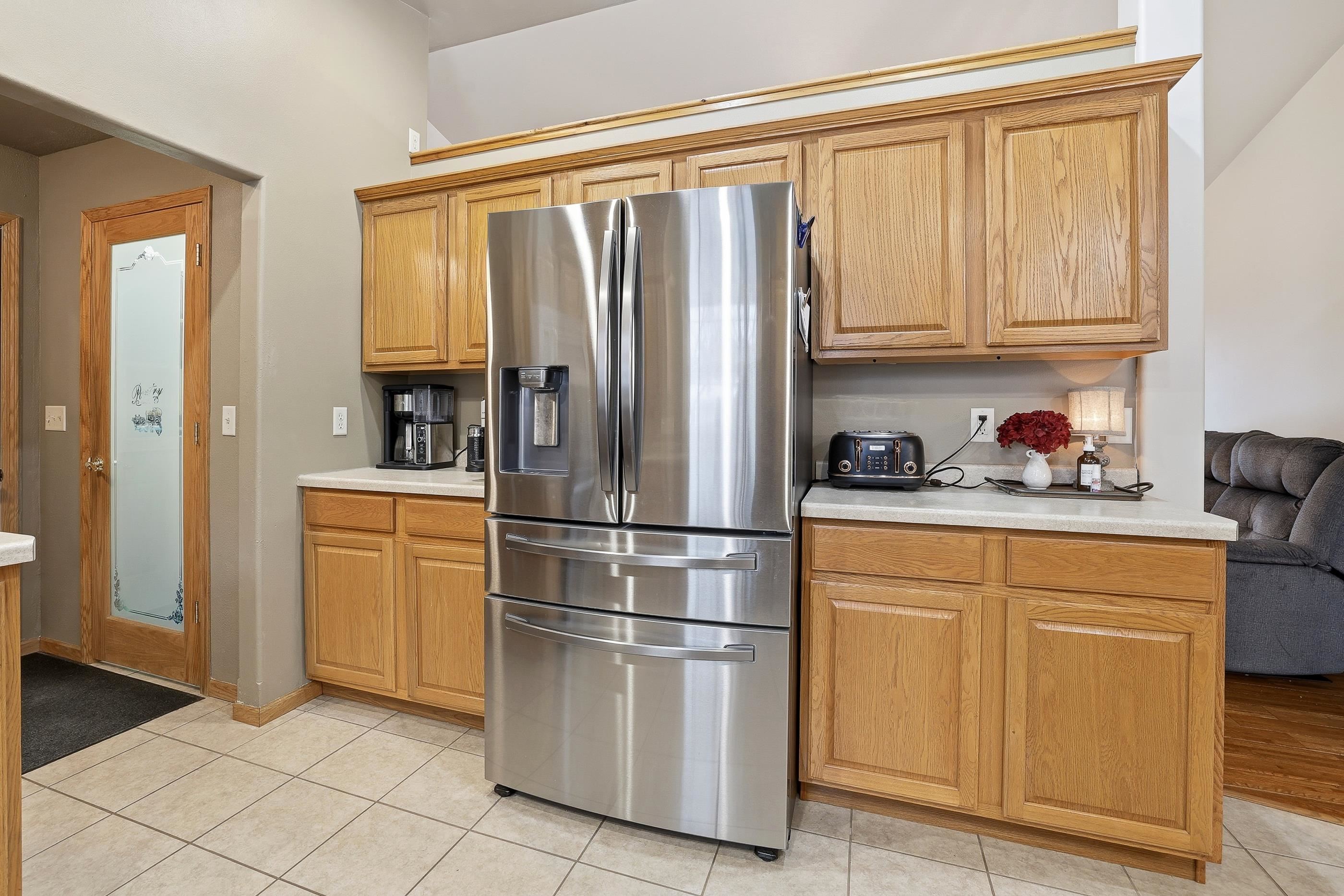 3248 LINDBERGH AVENUE, Stevens Point, Wisconsin 54481, 4 Bedrooms Bedrooms, ,3 BathroomsBathrooms,Residential,For Sale,3248 LINDBERGH AVENUE,22600146