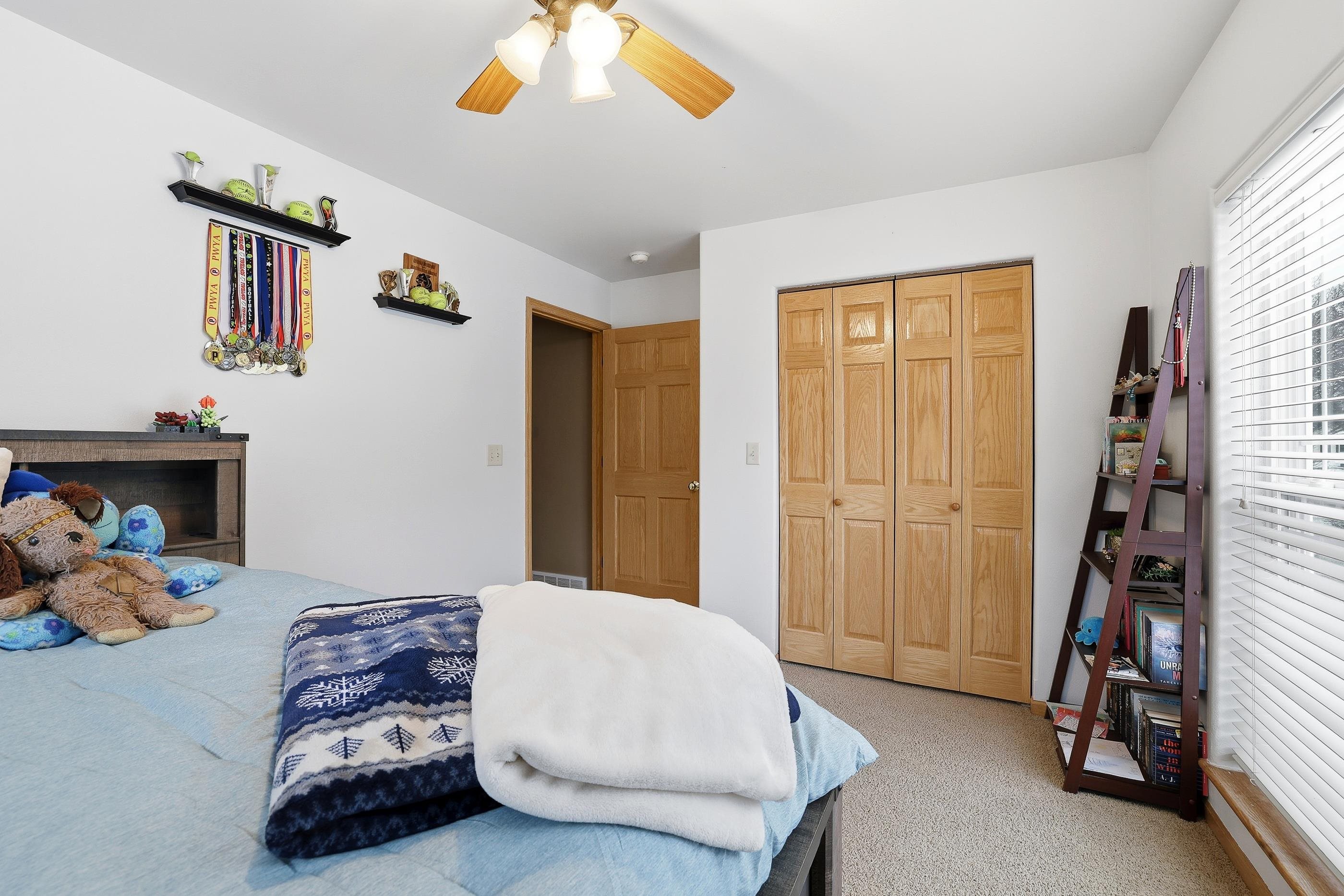 3248 LINDBERGH AVENUE, Stevens Point, Wisconsin 54481, 4 Bedrooms Bedrooms, ,3 BathroomsBathrooms,Residential,For Sale,3248 LINDBERGH AVENUE,22600146