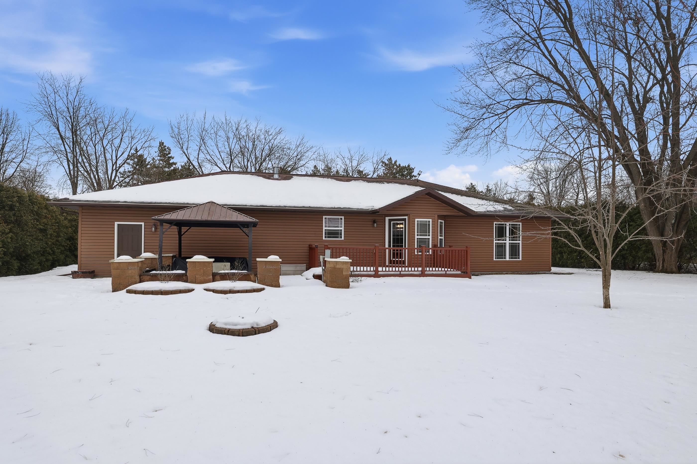 3248 LINDBERGH AVENUE, Stevens Point, Wisconsin 54481, 4 Bedrooms Bedrooms, ,3 BathroomsBathrooms,Residential,For Sale,3248 LINDBERGH AVENUE,22600146