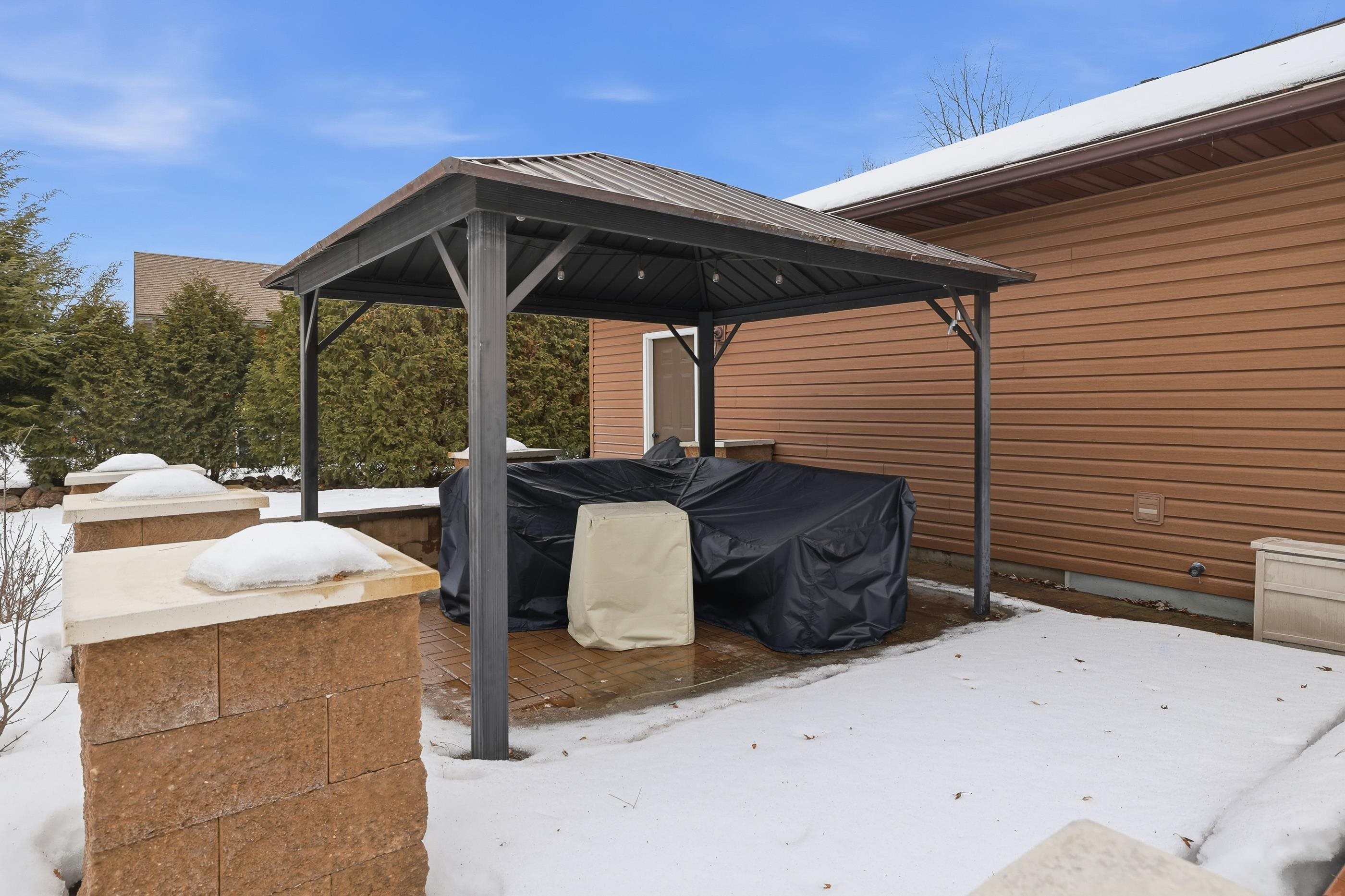 3248 LINDBERGH AVENUE, Stevens Point, Wisconsin 54481, 4 Bedrooms Bedrooms, ,3 BathroomsBathrooms,Residential,For Sale,3248 LINDBERGH AVENUE,22600146