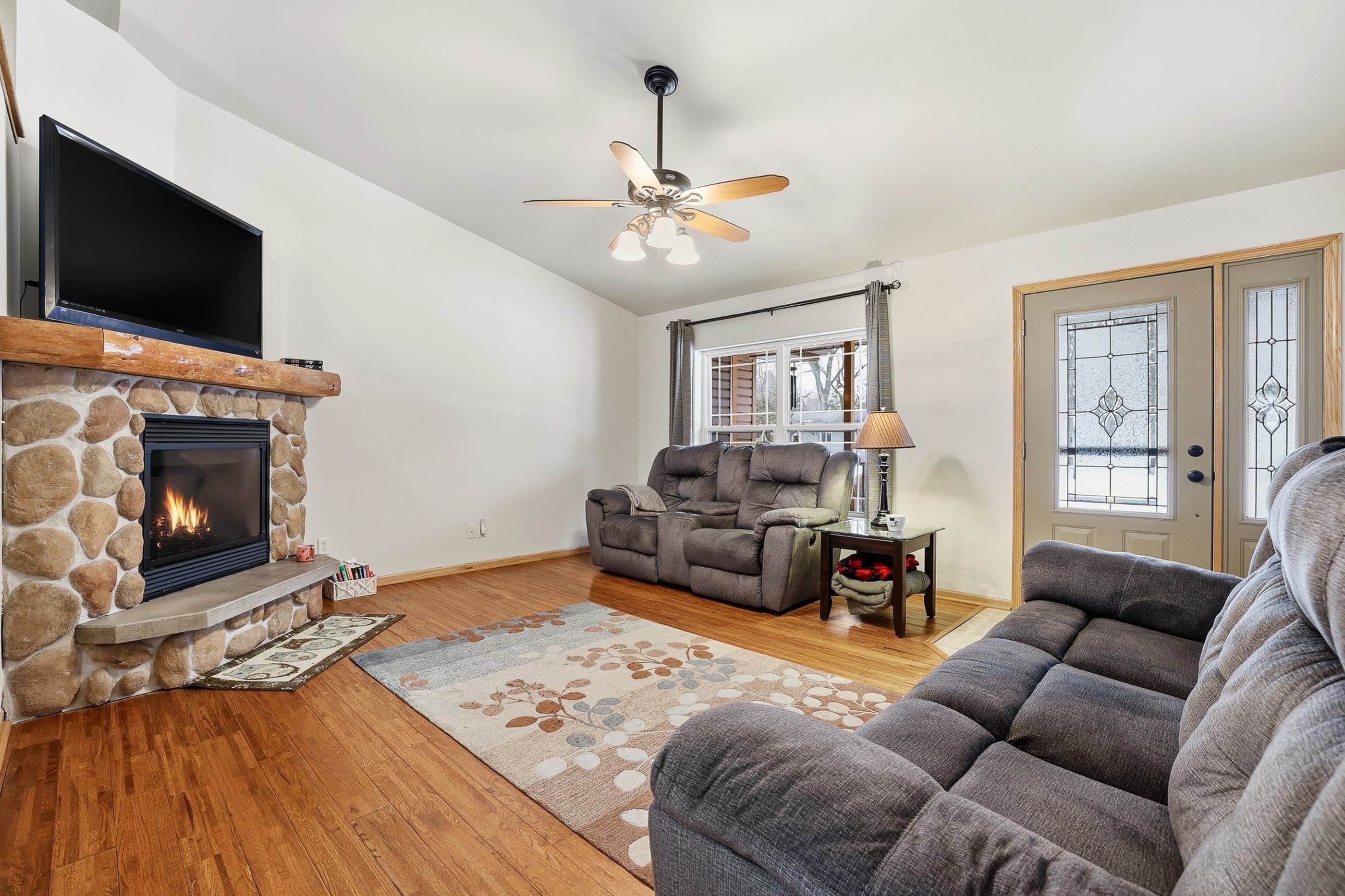 3248 LINDBERGH AVENUE, Stevens Point, Wisconsin 54481, 4 Bedrooms Bedrooms, ,3 BathroomsBathrooms,Residential,For Sale,3248 LINDBERGH AVENUE,22600146