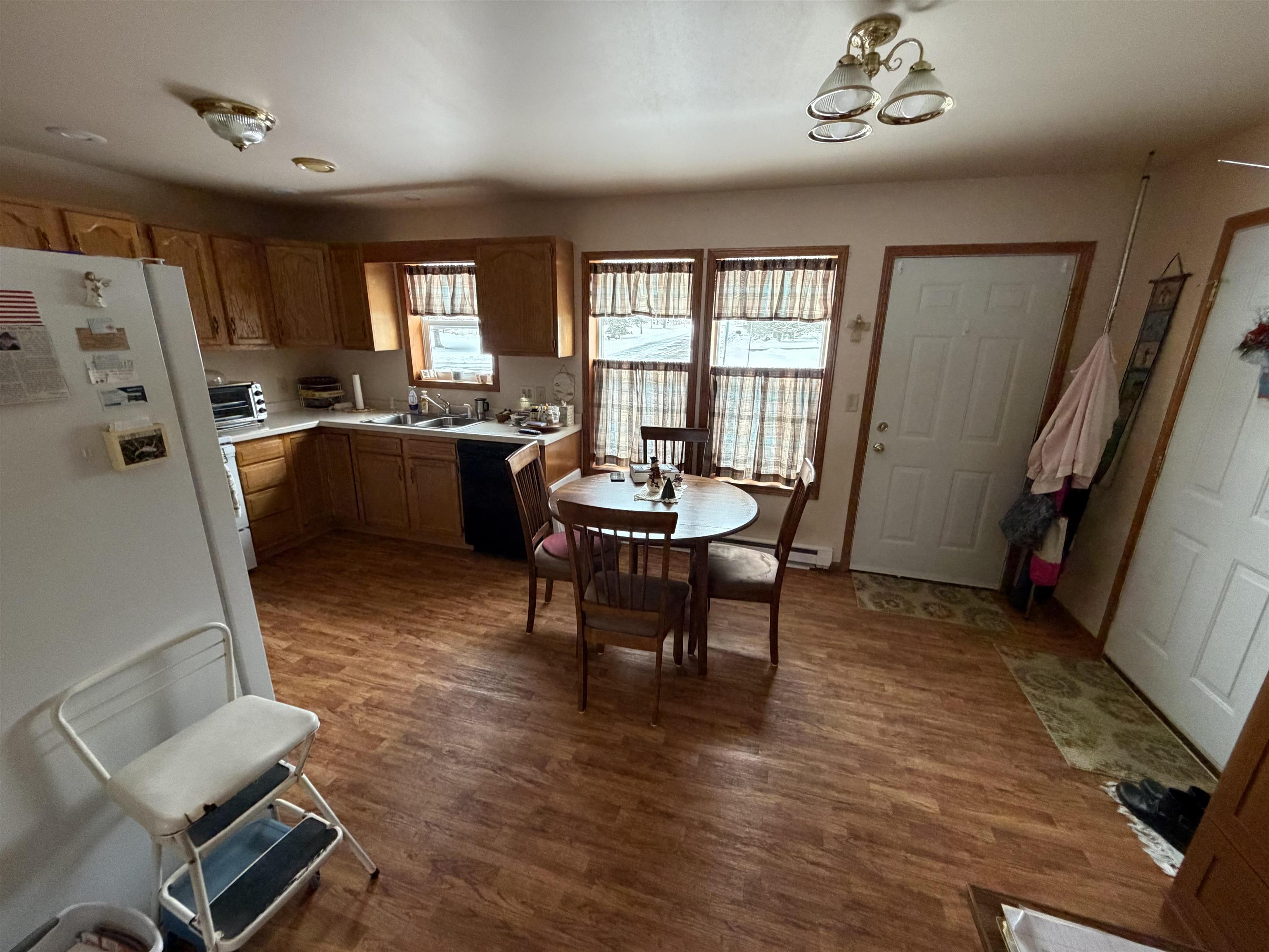 800 LOVE LANE, Athens, Wisconsin 54411, 2 Bedrooms Bedrooms, 6 Rooms Rooms,1 BathroomBathrooms,Multi-family,For Sale,800 LOVE LANE,22600163