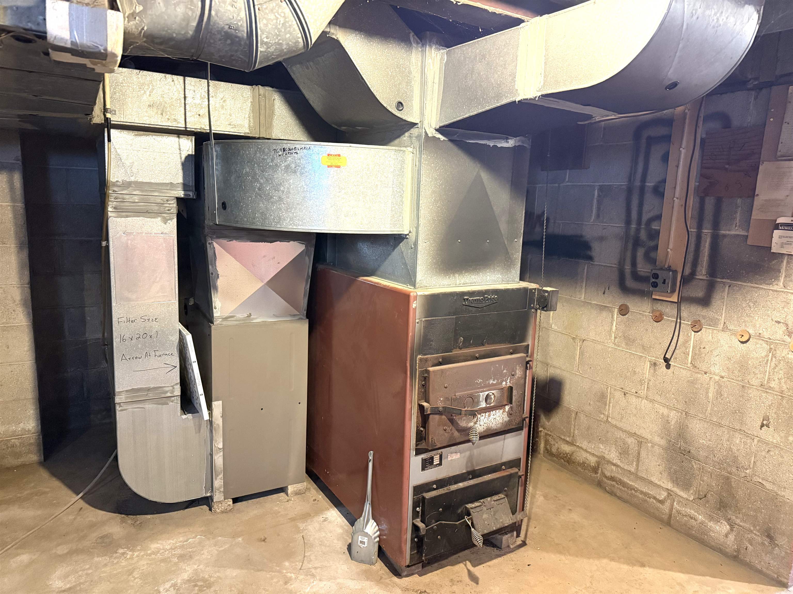 7892 OLD 101 ROAD, Armstrong Creek, Wisconsin 54103, 4 Bedrooms Bedrooms, ,1 BathroomBathrooms,Residential,For Sale,7892 OLD 101 ROAD,22600179