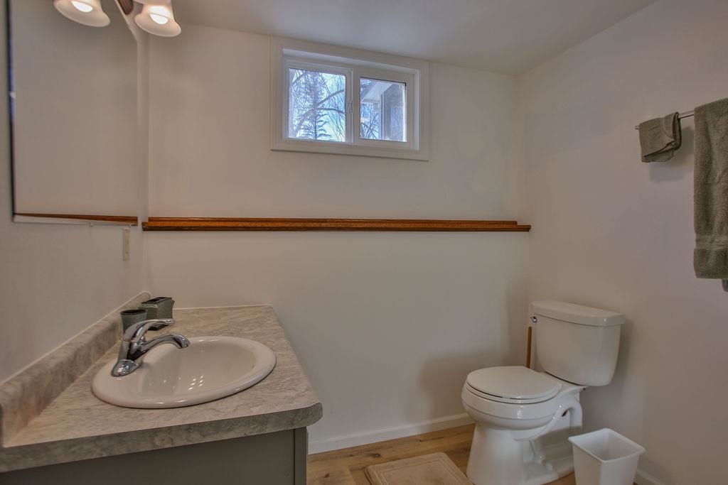 703 LAWRENCE AVENUE, Rothschild, Wisconsin 54474, 4 Bedrooms Bedrooms, ,2 BathroomsBathrooms,Residential,For Sale,703 LAWRENCE AVENUE,22600217